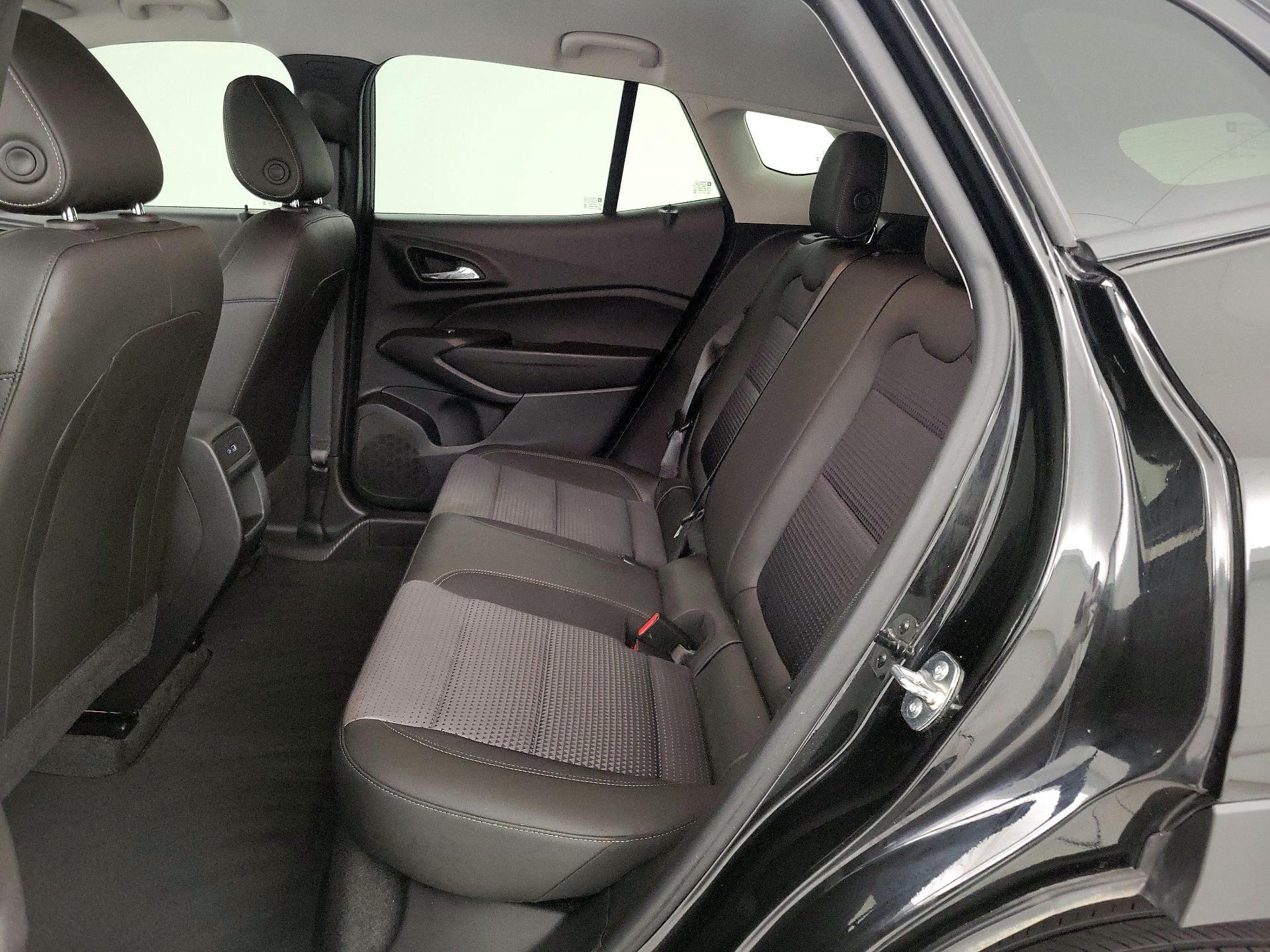 Thumbnail: 2025 Chevrolet Trax - 18