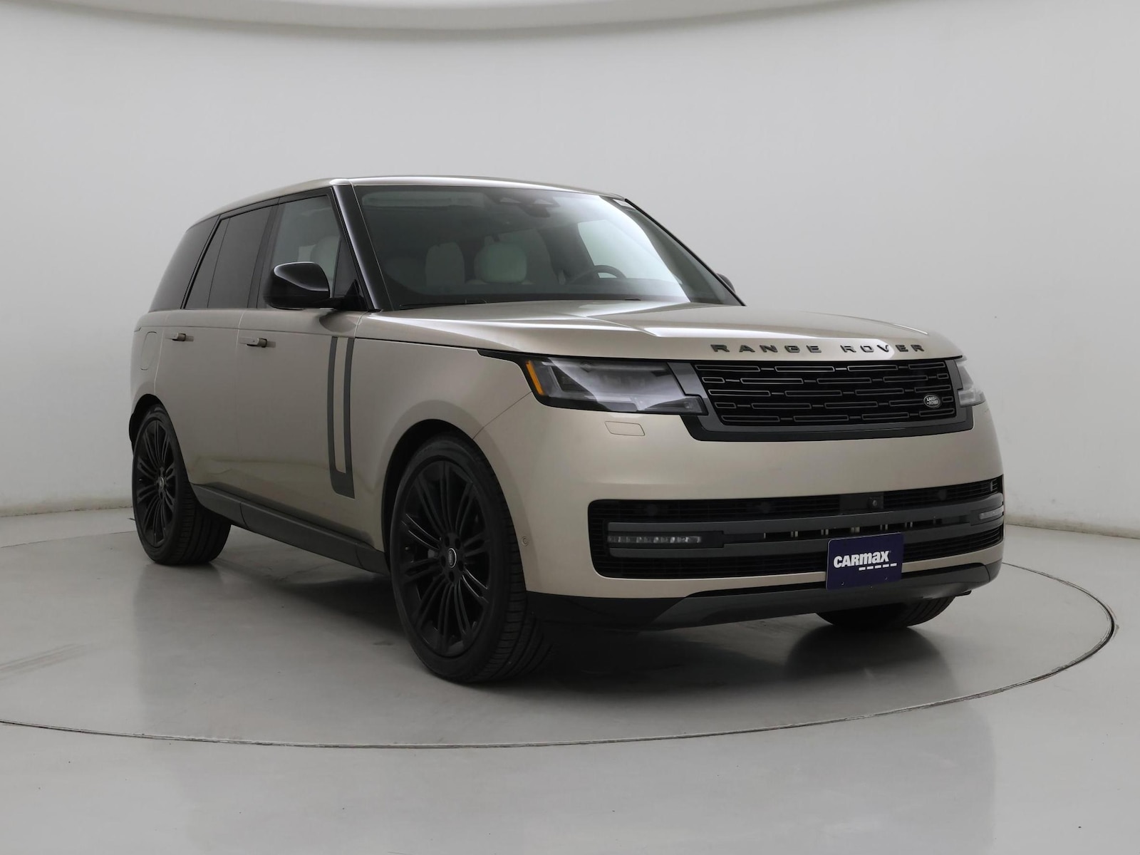 2024 Land Rover Range Rover SE - Photo 2