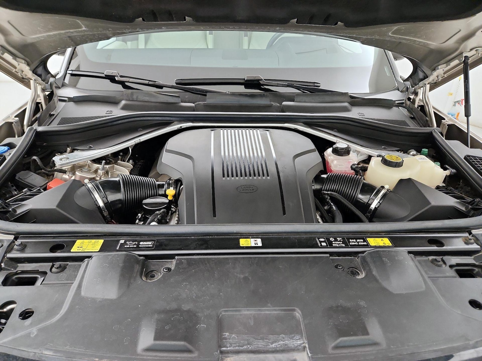 2024 Land Rover Range Rover SE - Photo 25