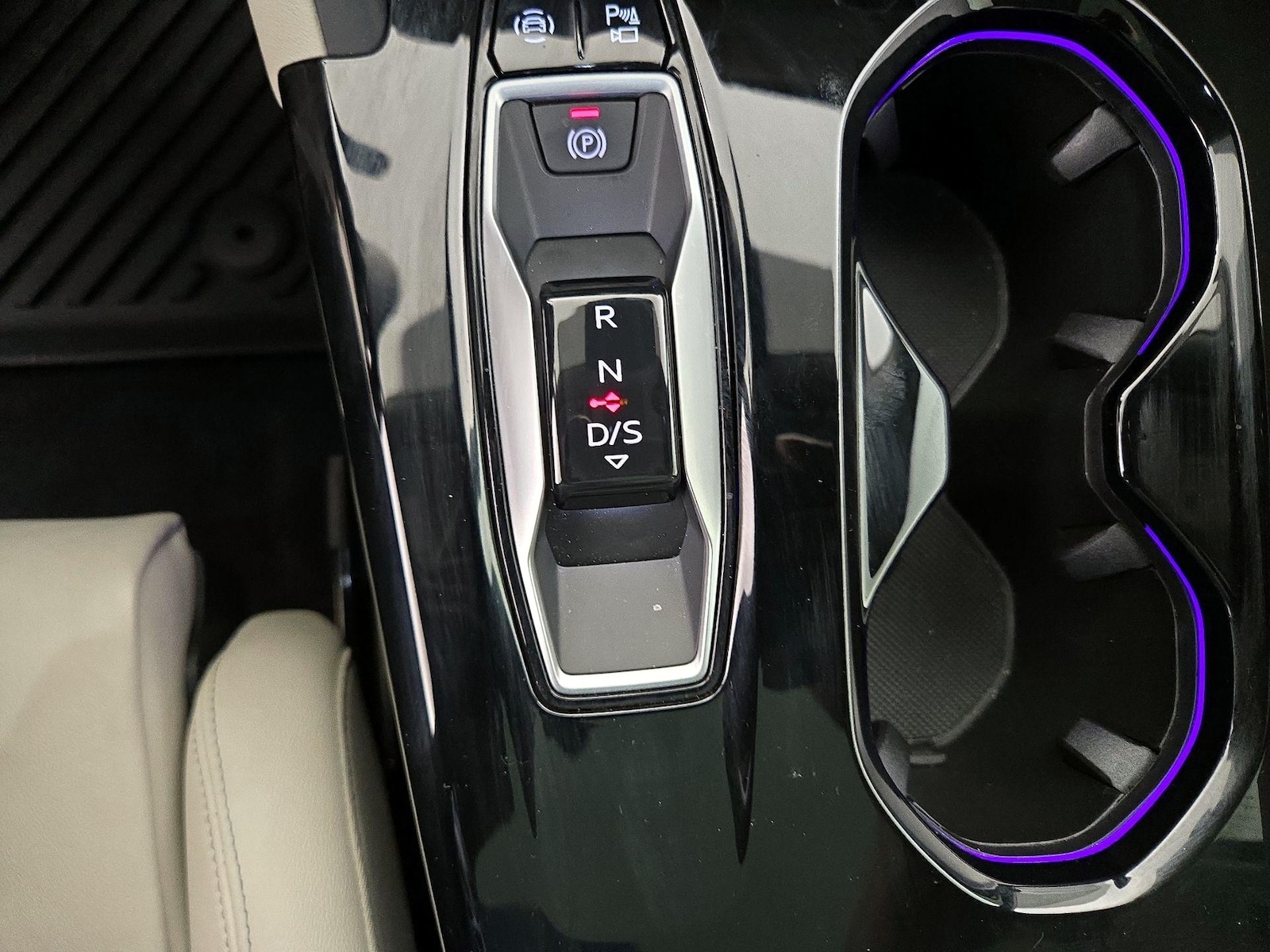 2025 Audi Q5 Premium Plus - Photo 18