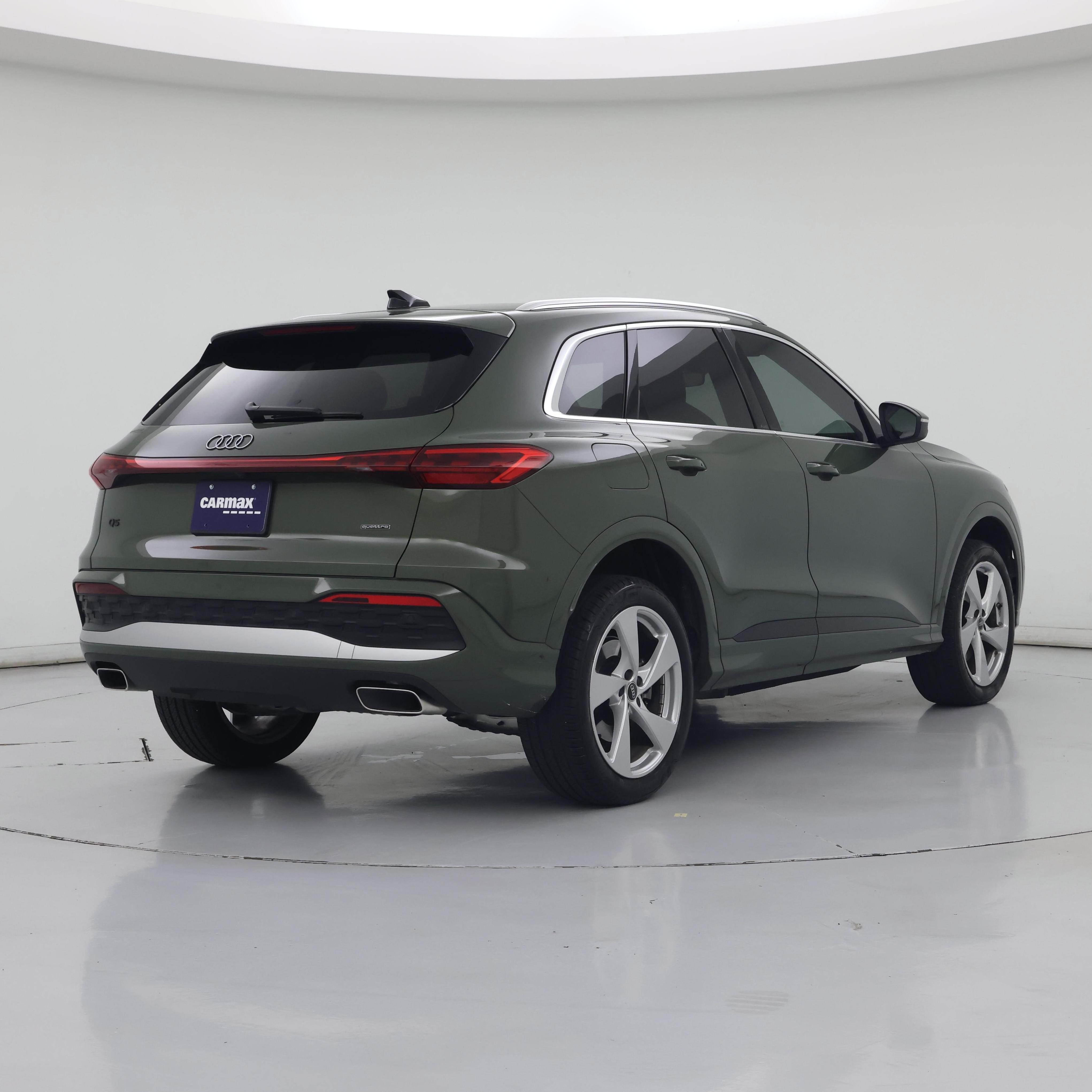 Thumbnail: 2025 Audi Q5 - 8