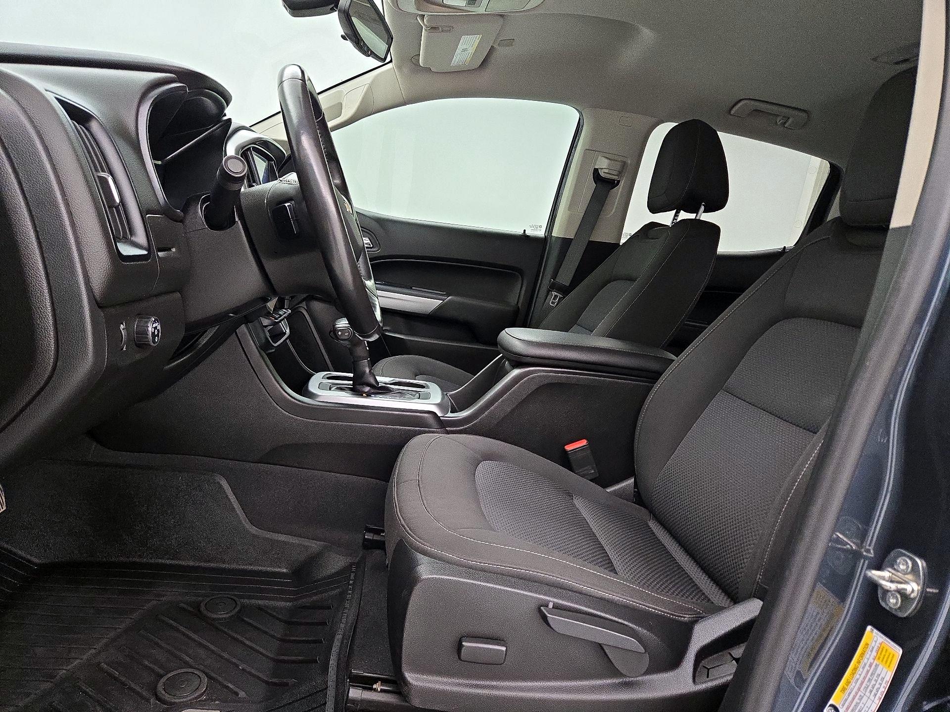 Thumbnail: 2019 Chevrolet Colorado - 11