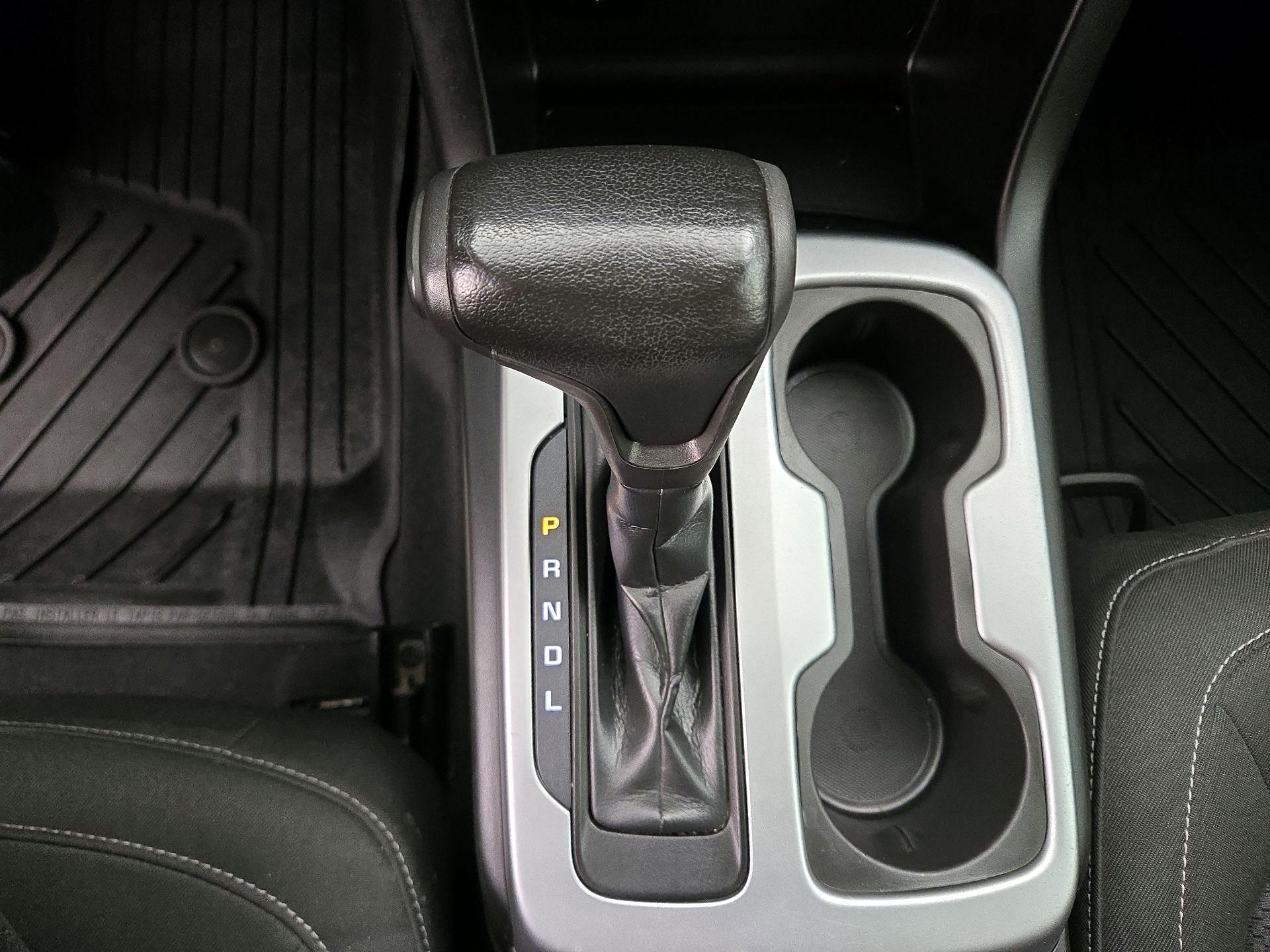 Thumbnail: 2019 Chevrolet Colorado - 17