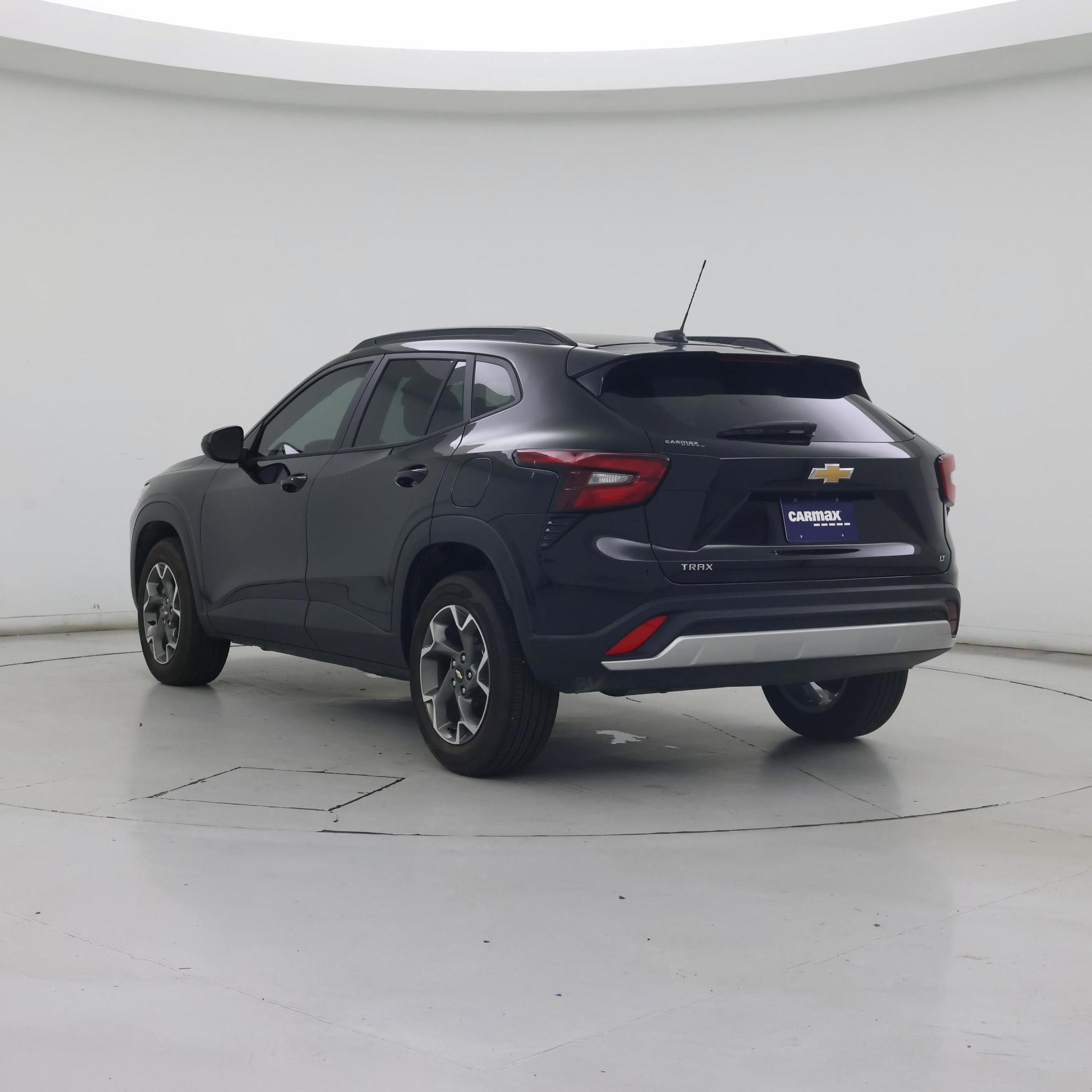 Thumbnail: 2026 Chevrolet Trax - 2