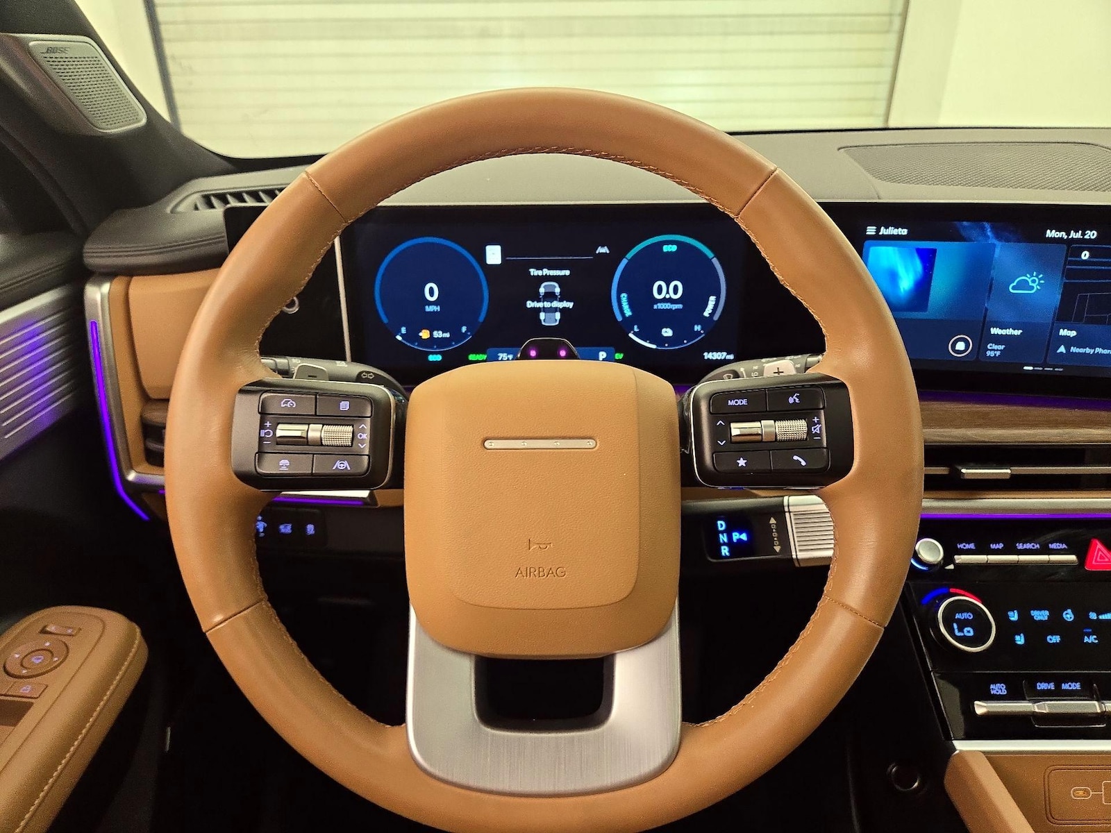 2024 Hyundai Santa Fe Limited HEV - Photo 11