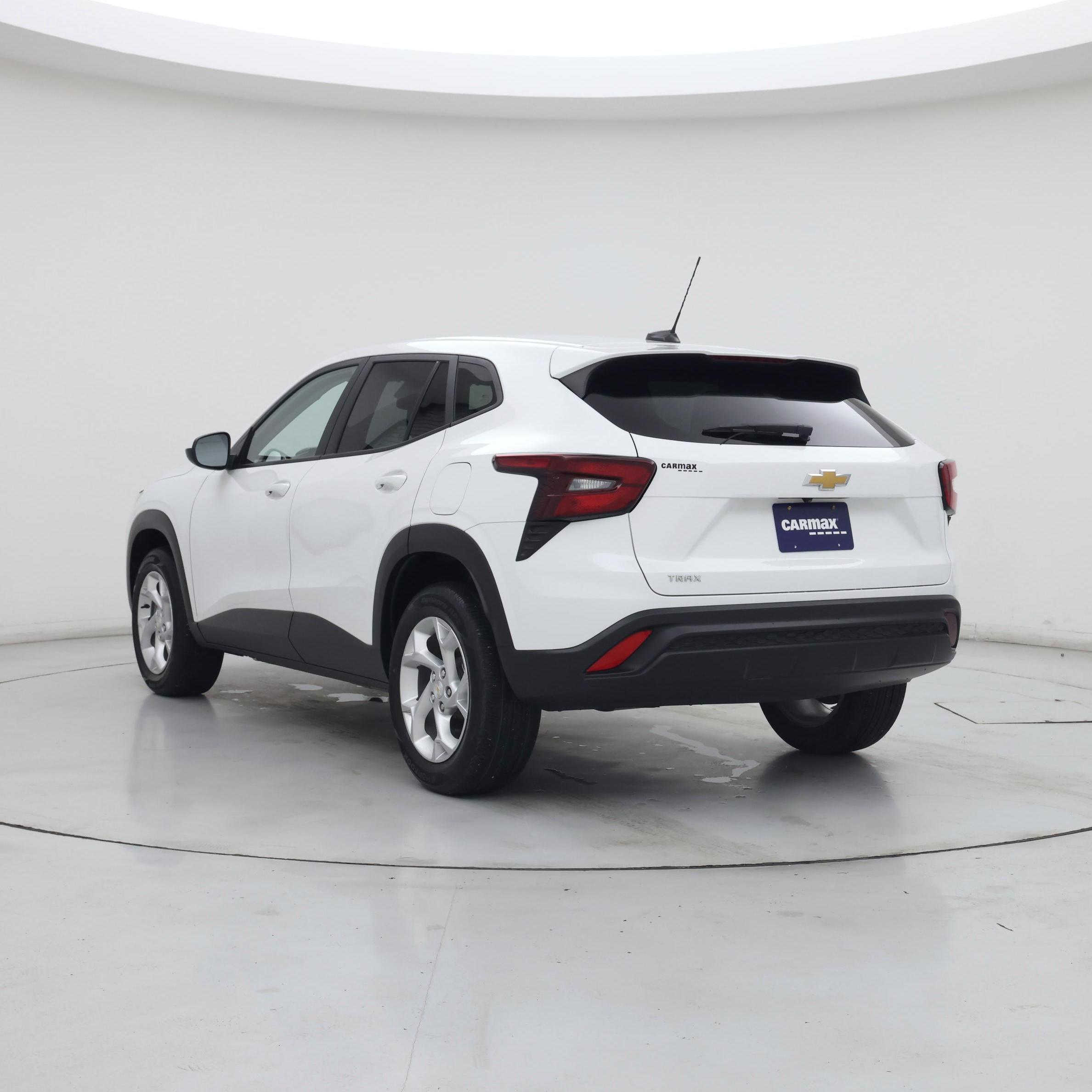 Thumbnail: 2024 Chevrolet Trax - 2