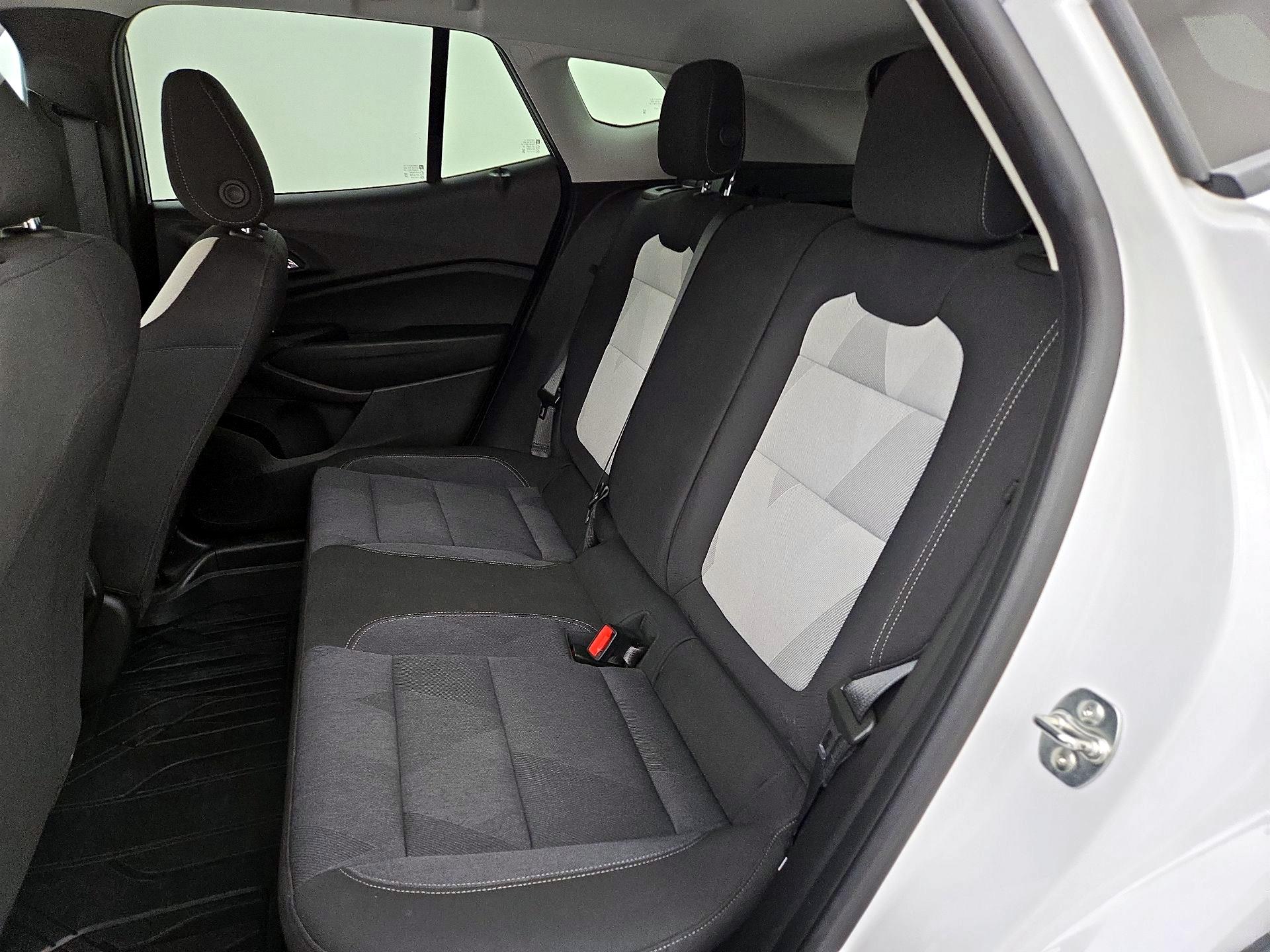 Thumbnail: 2024 Chevrolet Trax - 19