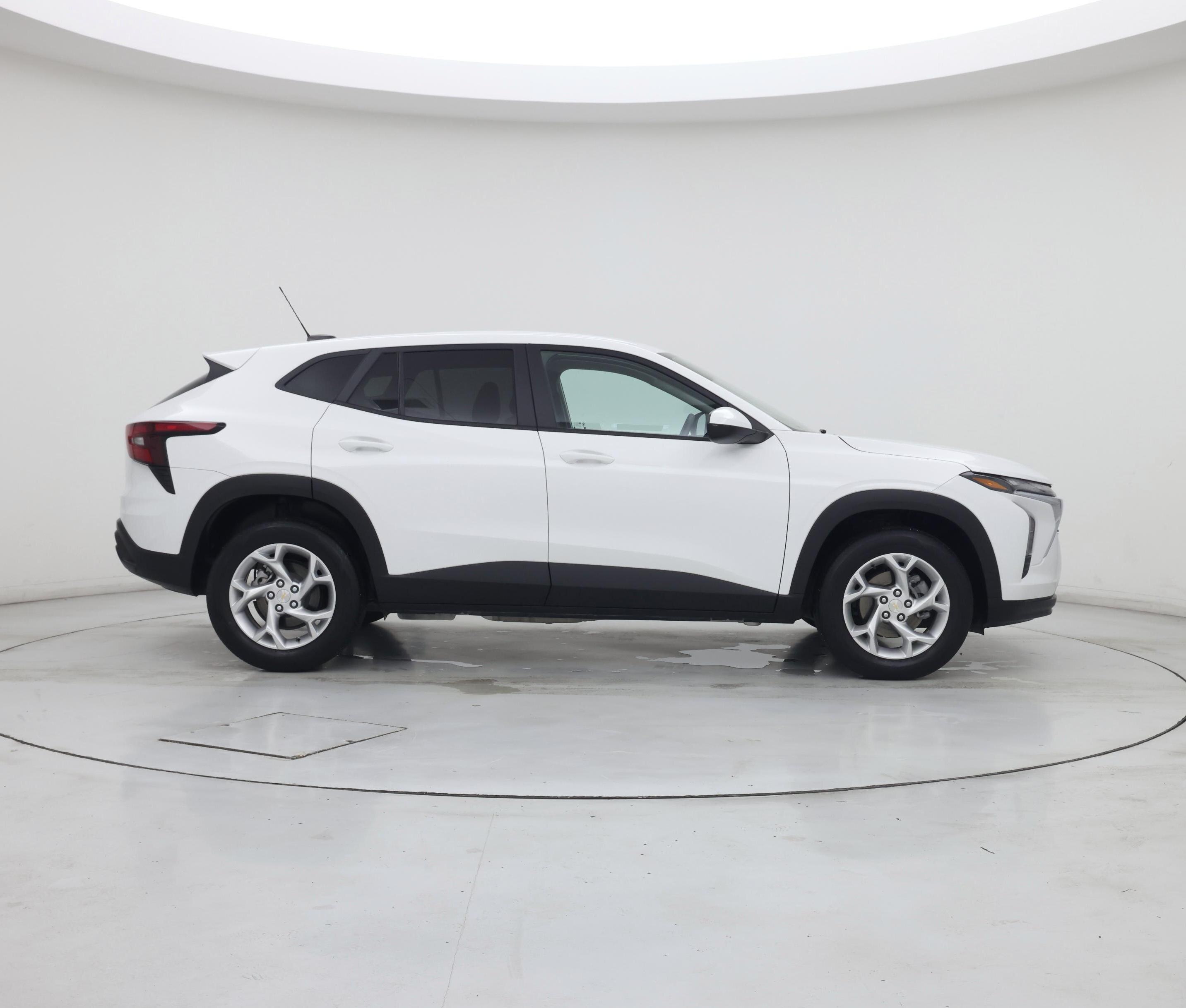 Thumbnail: 2024 Chevrolet Trax - 7
