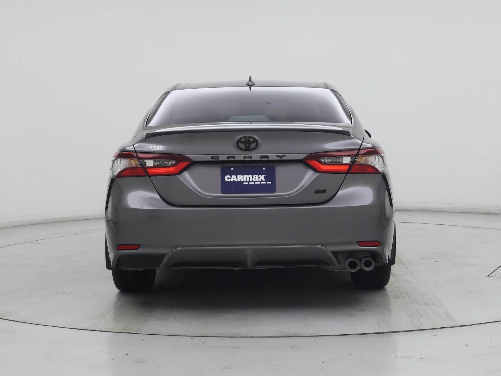 2023 Toyota Camry SE - Photo 7