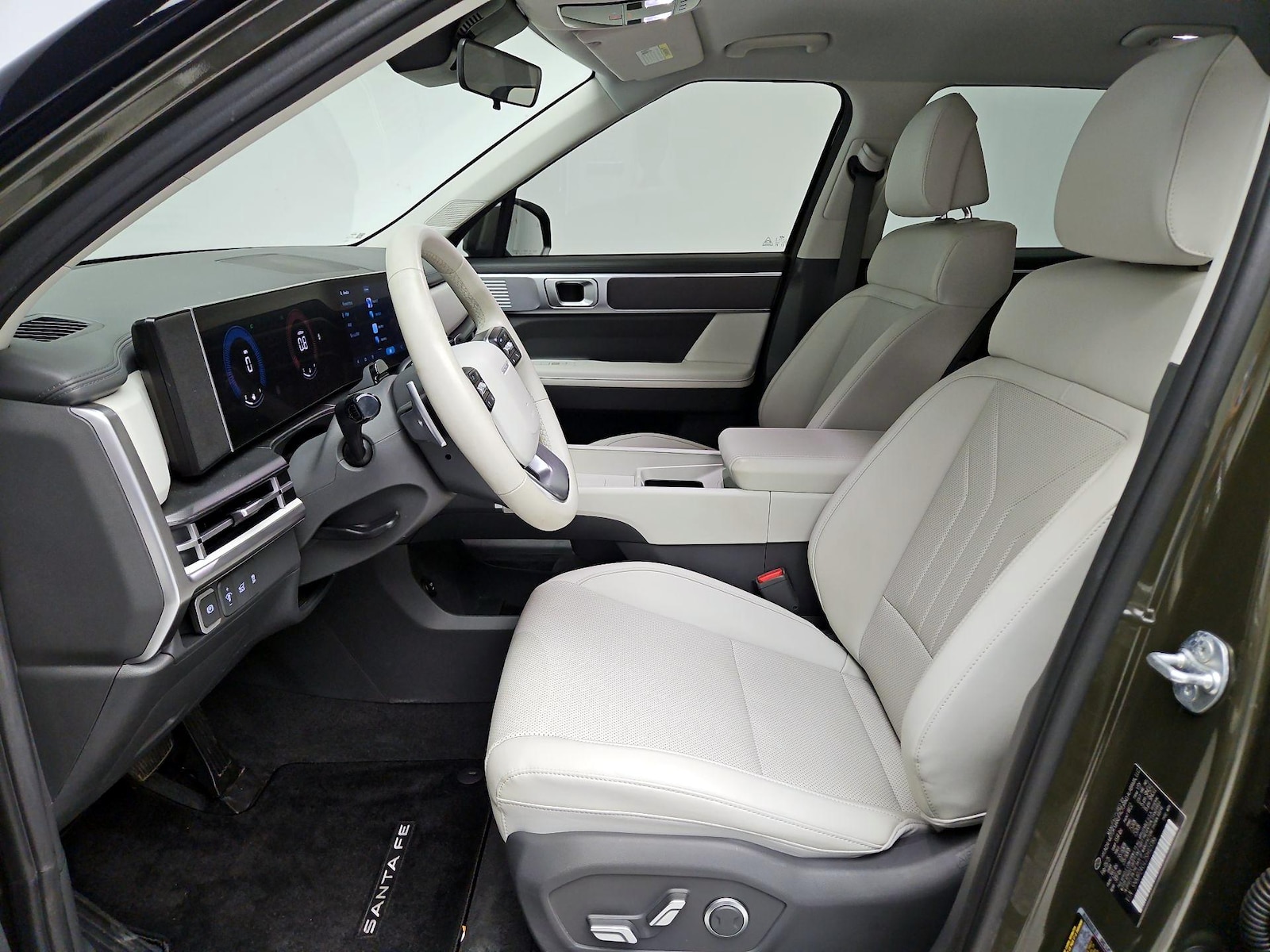 2025 Hyundai Santa Fe SEL - Photo 12