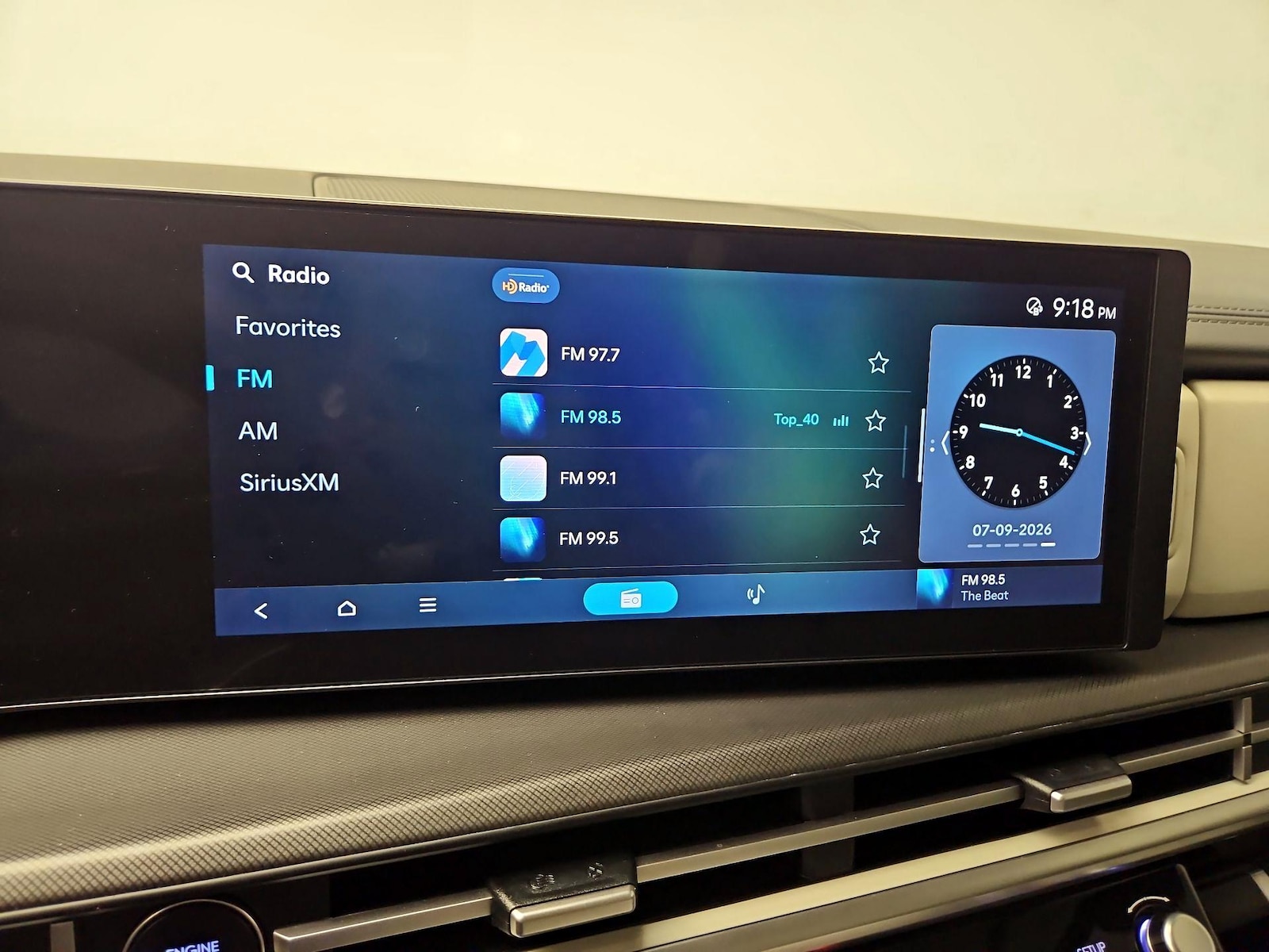 2025 Hyundai Santa Fe SEL - Photo 16