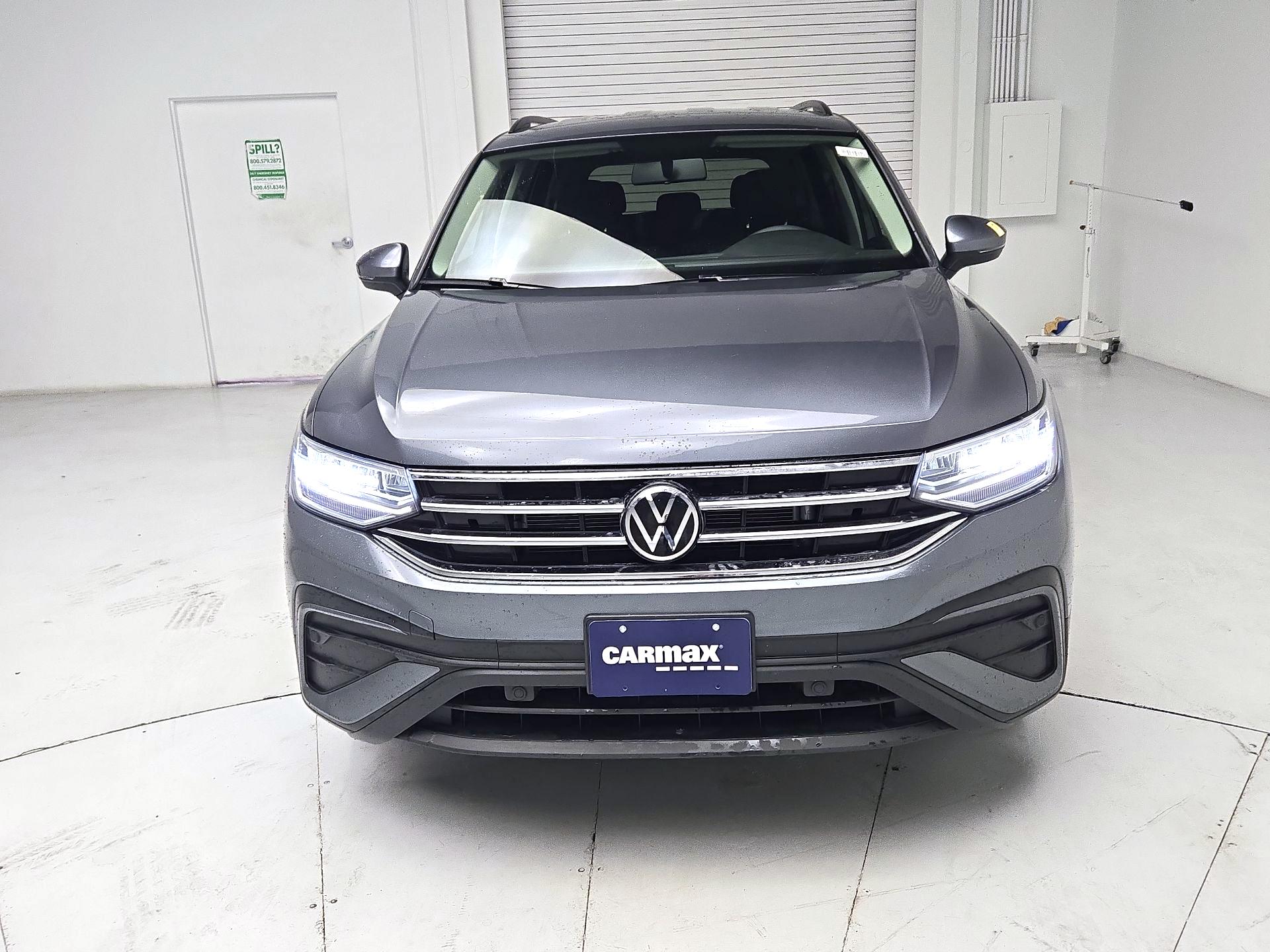 Thumbnail: 2022 Volkswagen Tiguan - 2