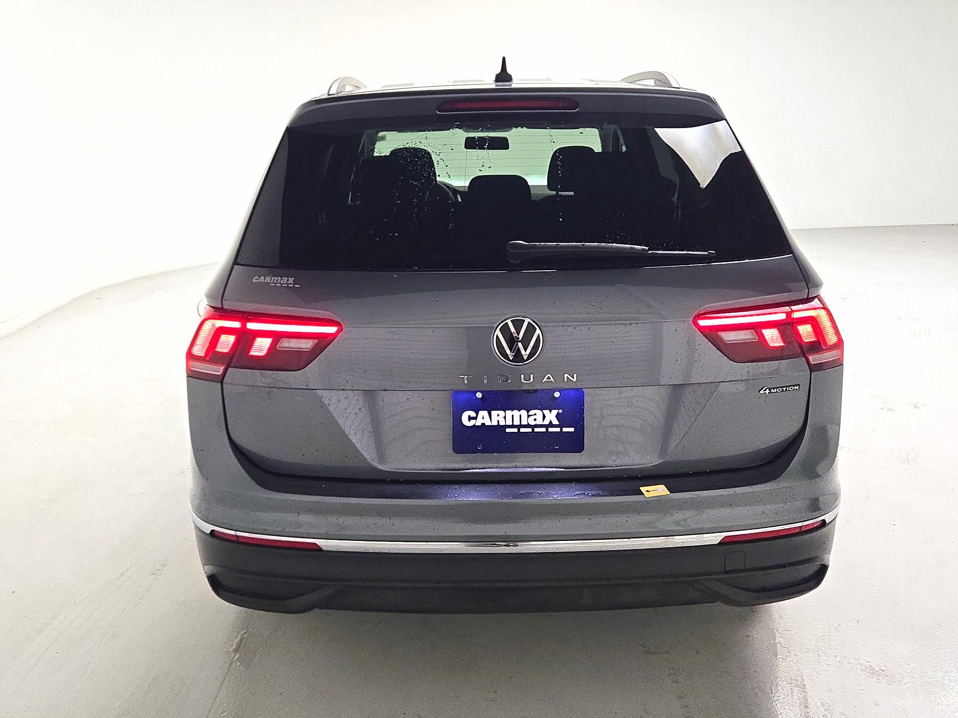 Thumbnail: 2022 Volkswagen Tiguan - 6