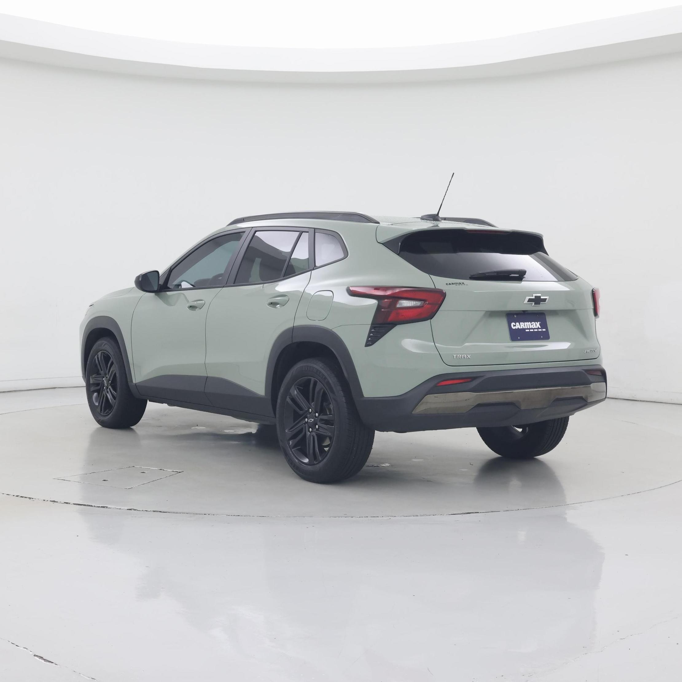 Thumbnail: 2025 Chevrolet Trax - 2