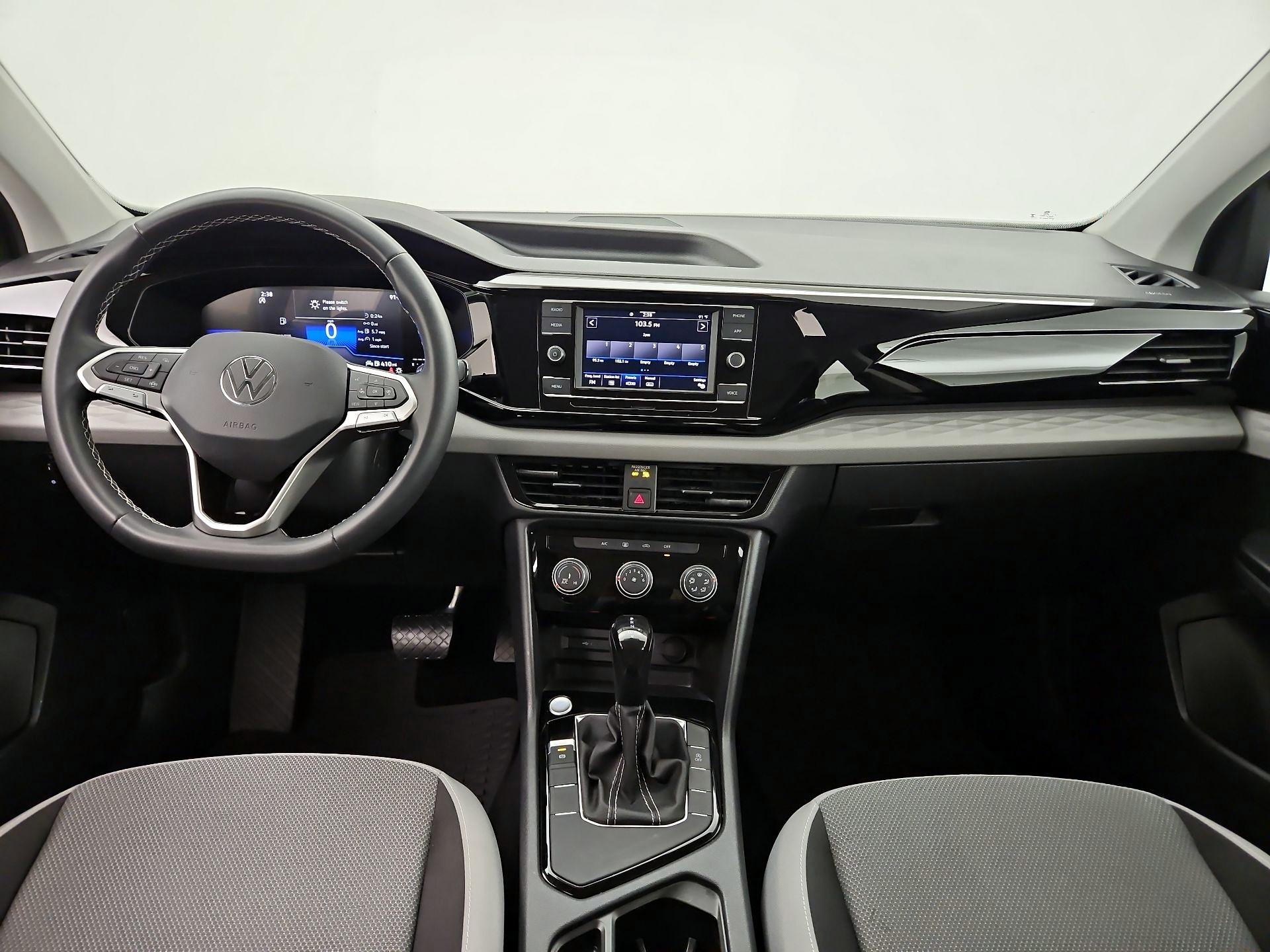 Thumbnail: 2023 Volkswagen Taos - 9