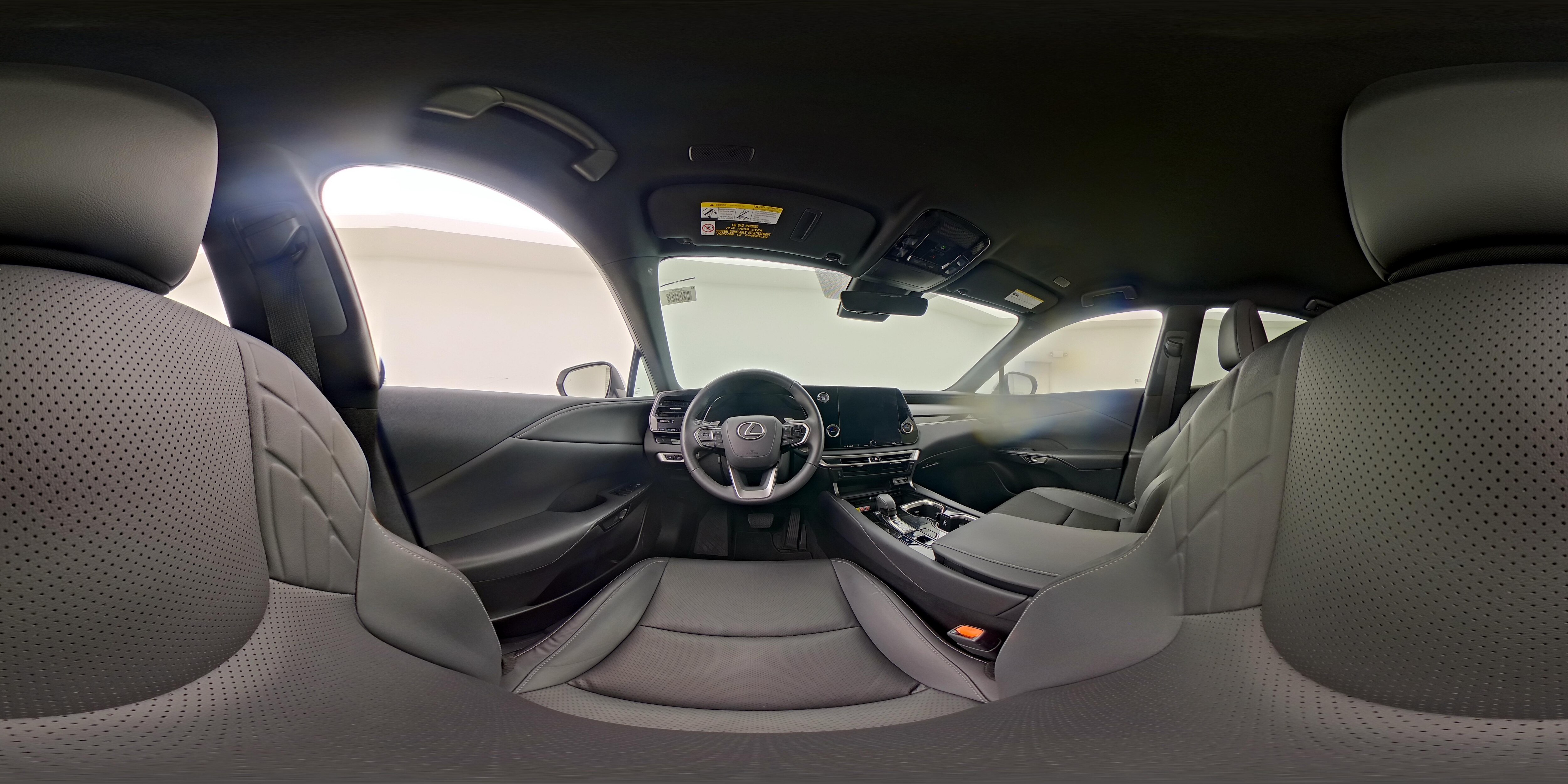 2025 Lexus RX 350 - Photo 26