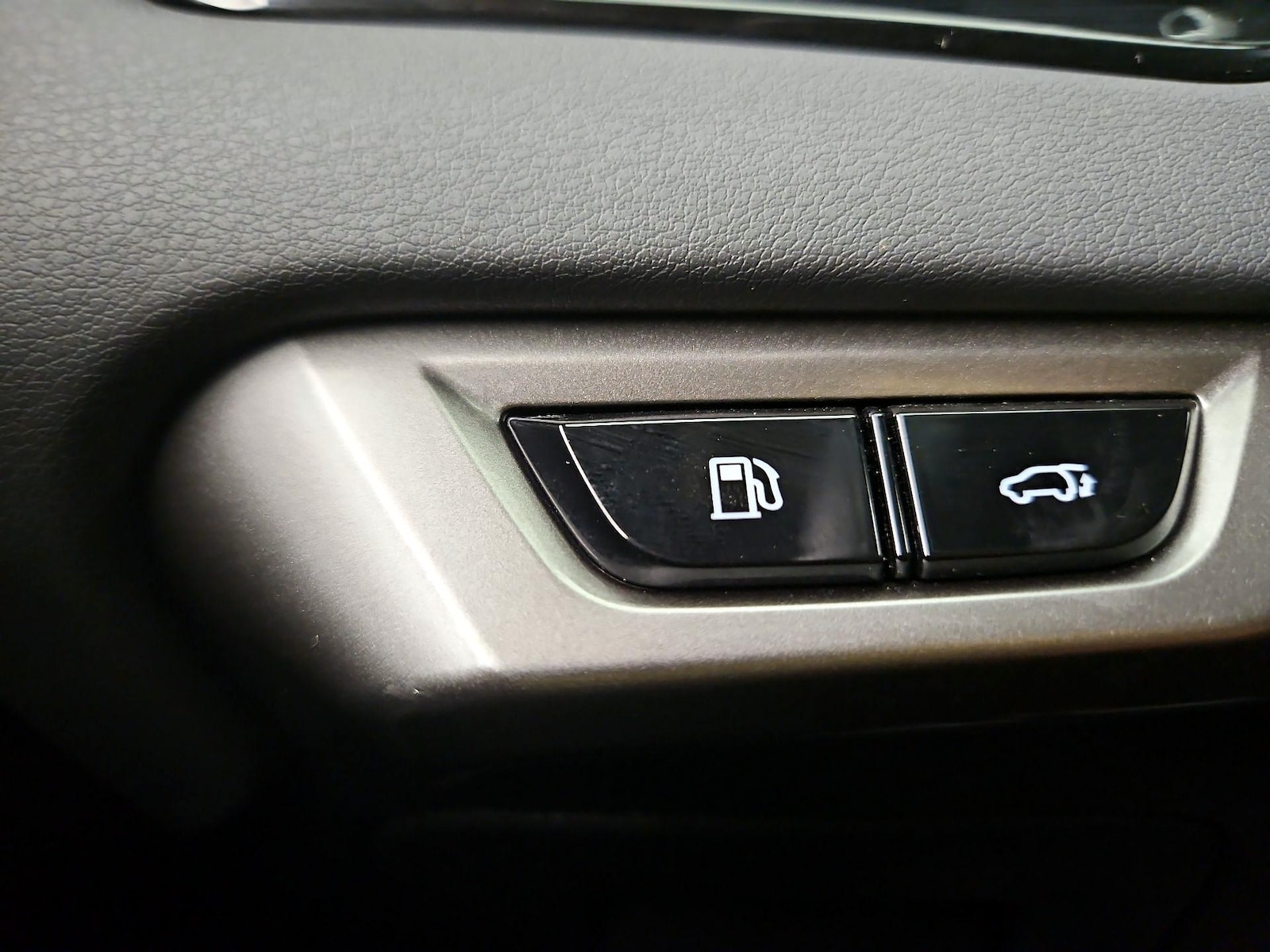 2025 Lexus RX 350 - Photo 14