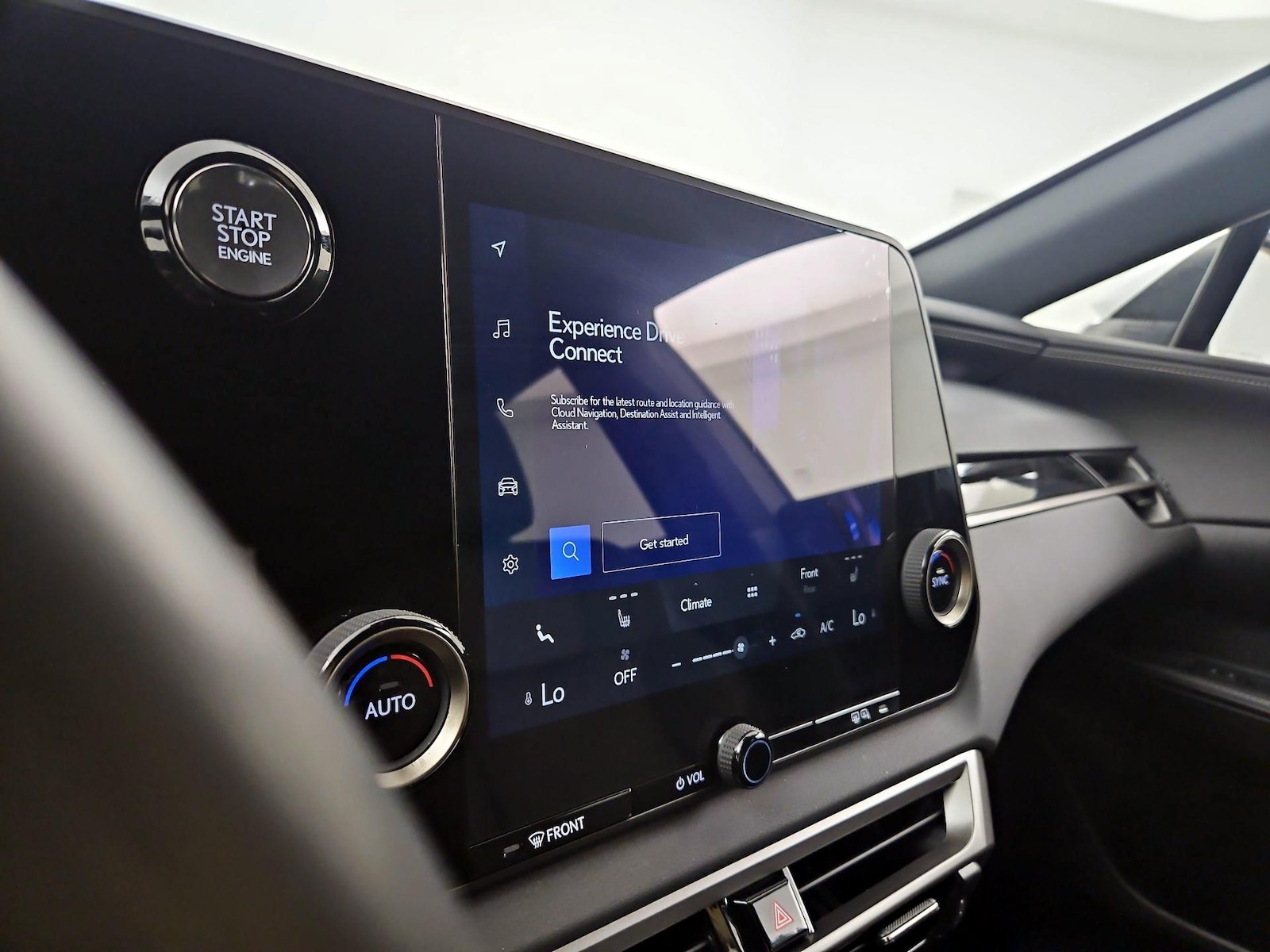 2025 Lexus RX 350 - Photo 17