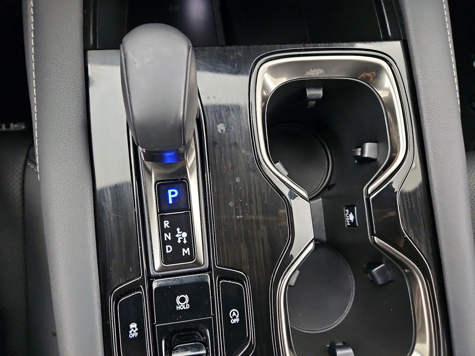 2025 Lexus RX 350 - Photo 18