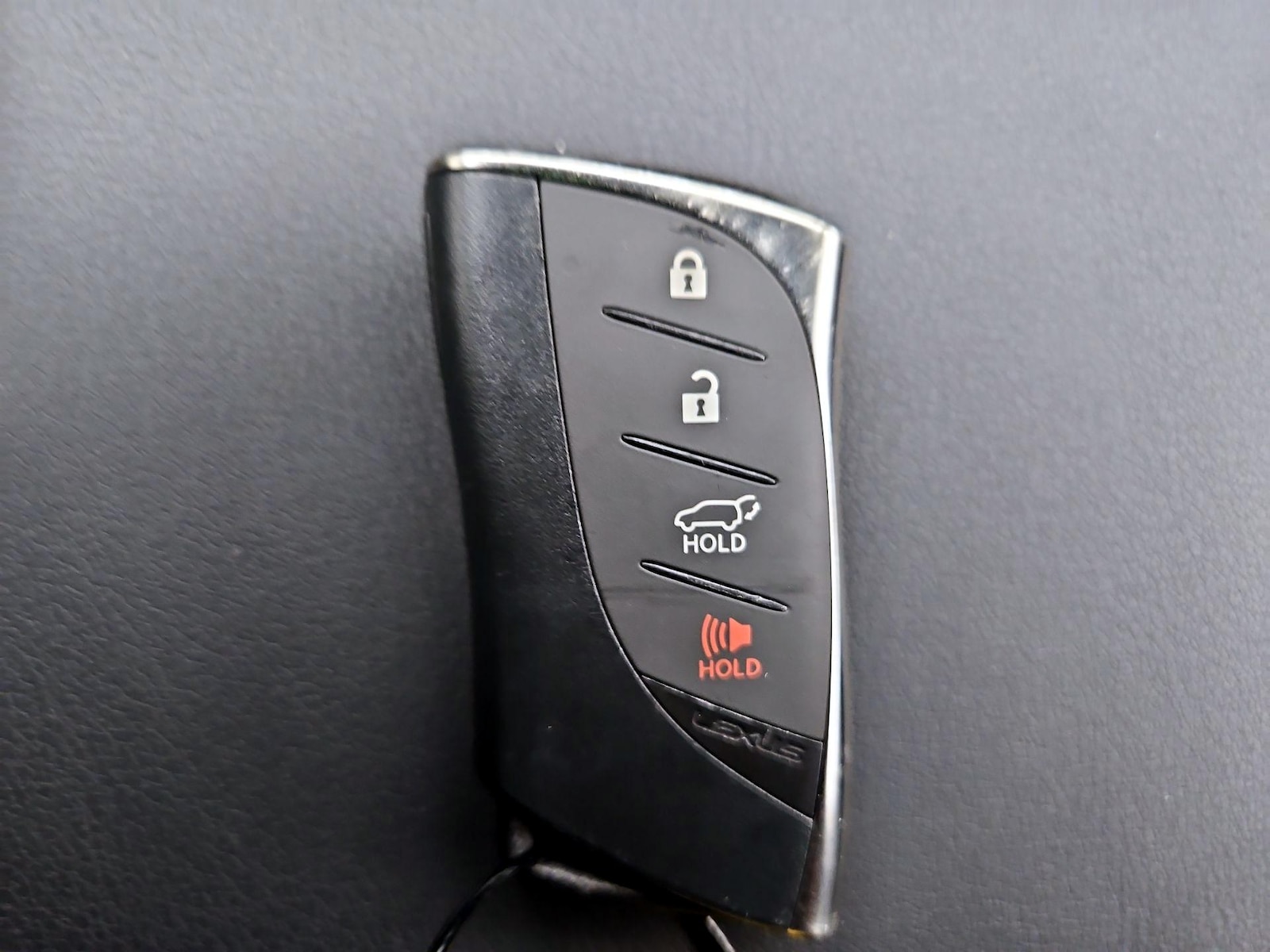 2025 Lexus RX 350 - Photo 23
