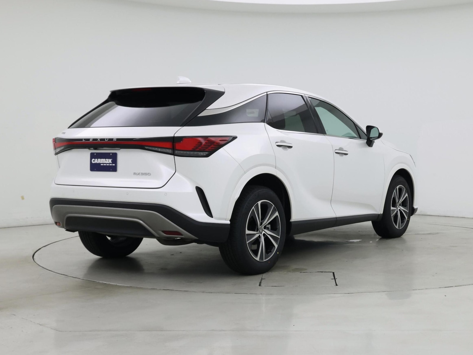 2025 Lexus RX 350 - Photo 9