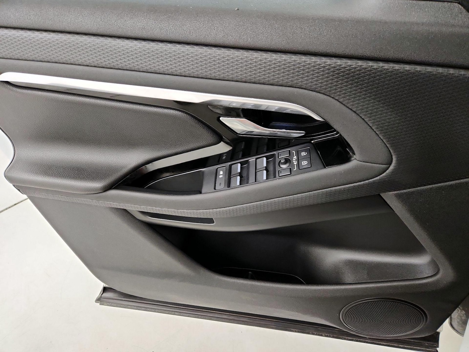 2023 Land Rover Range Rover Evoque S - Photo 13