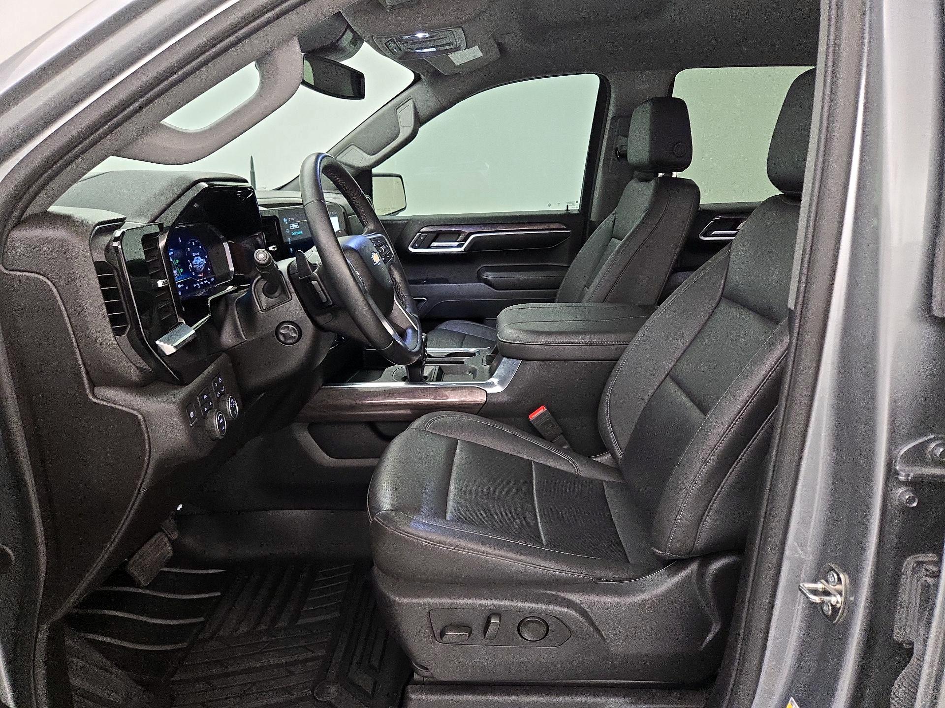 Thumbnail: 2024 Chevrolet Silverado 1500 - 11