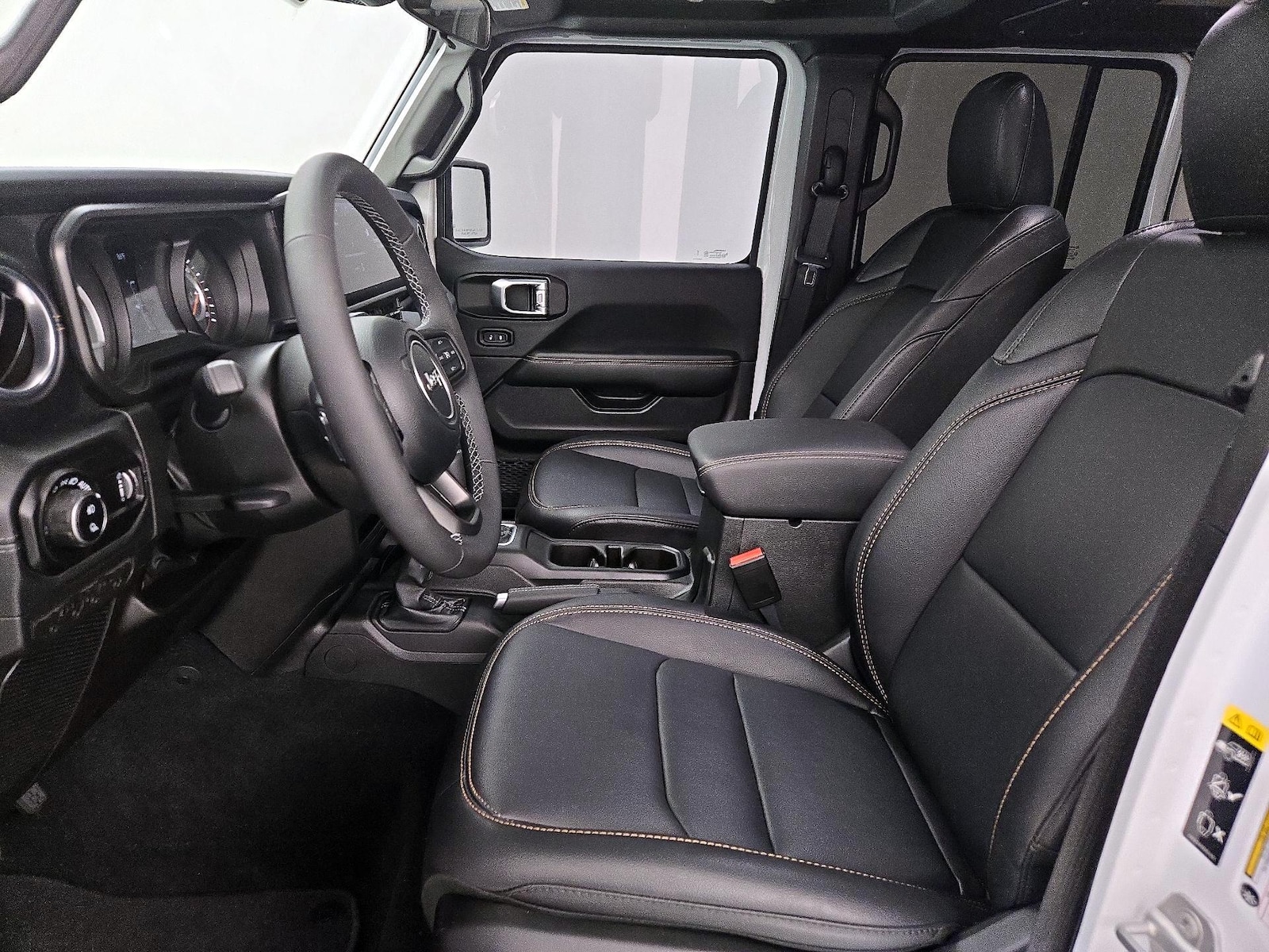 2025 Jeep Gladiator Texas Trail - Photo 12