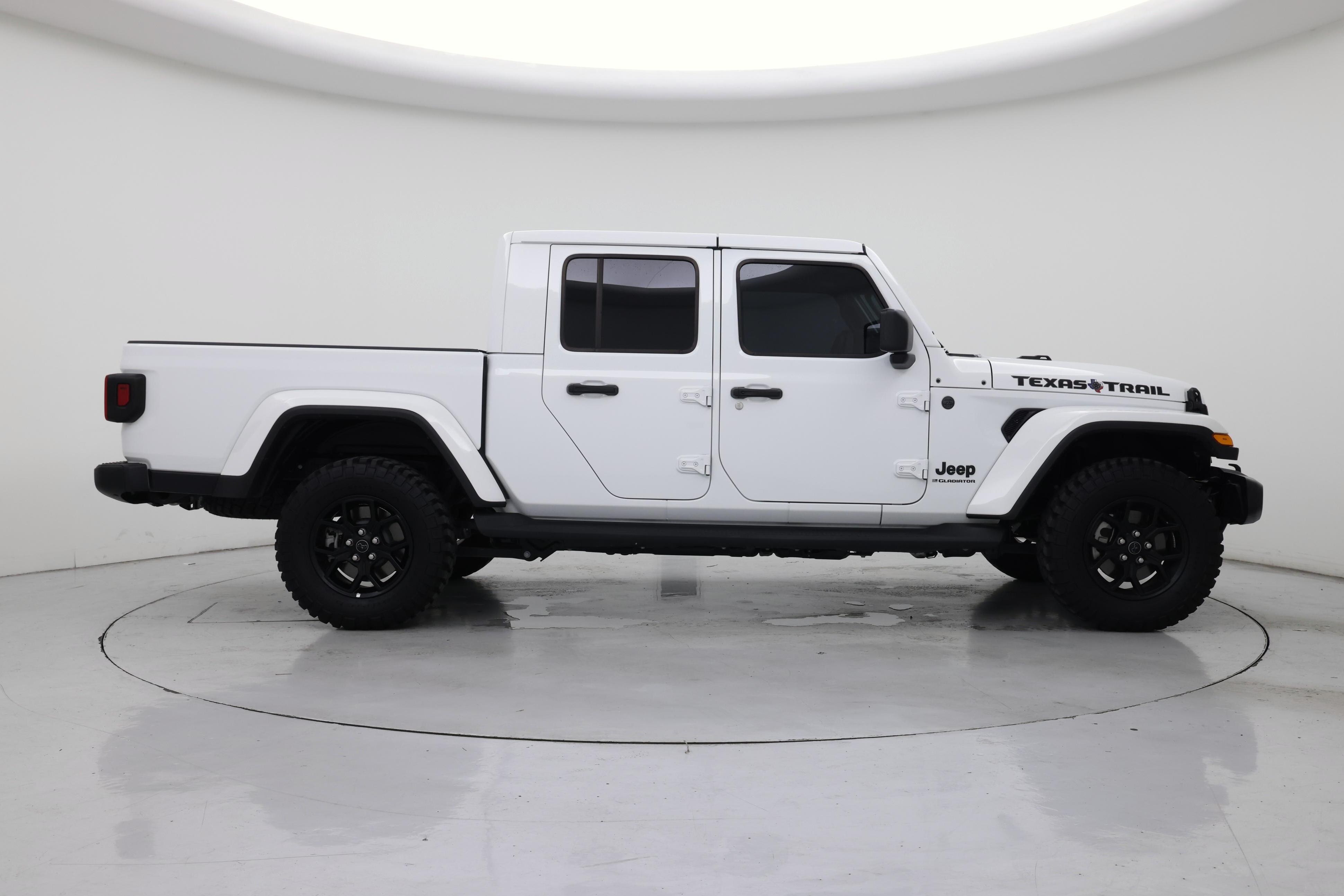 Thumbnail: 2025 Jeep Gladiator - 7