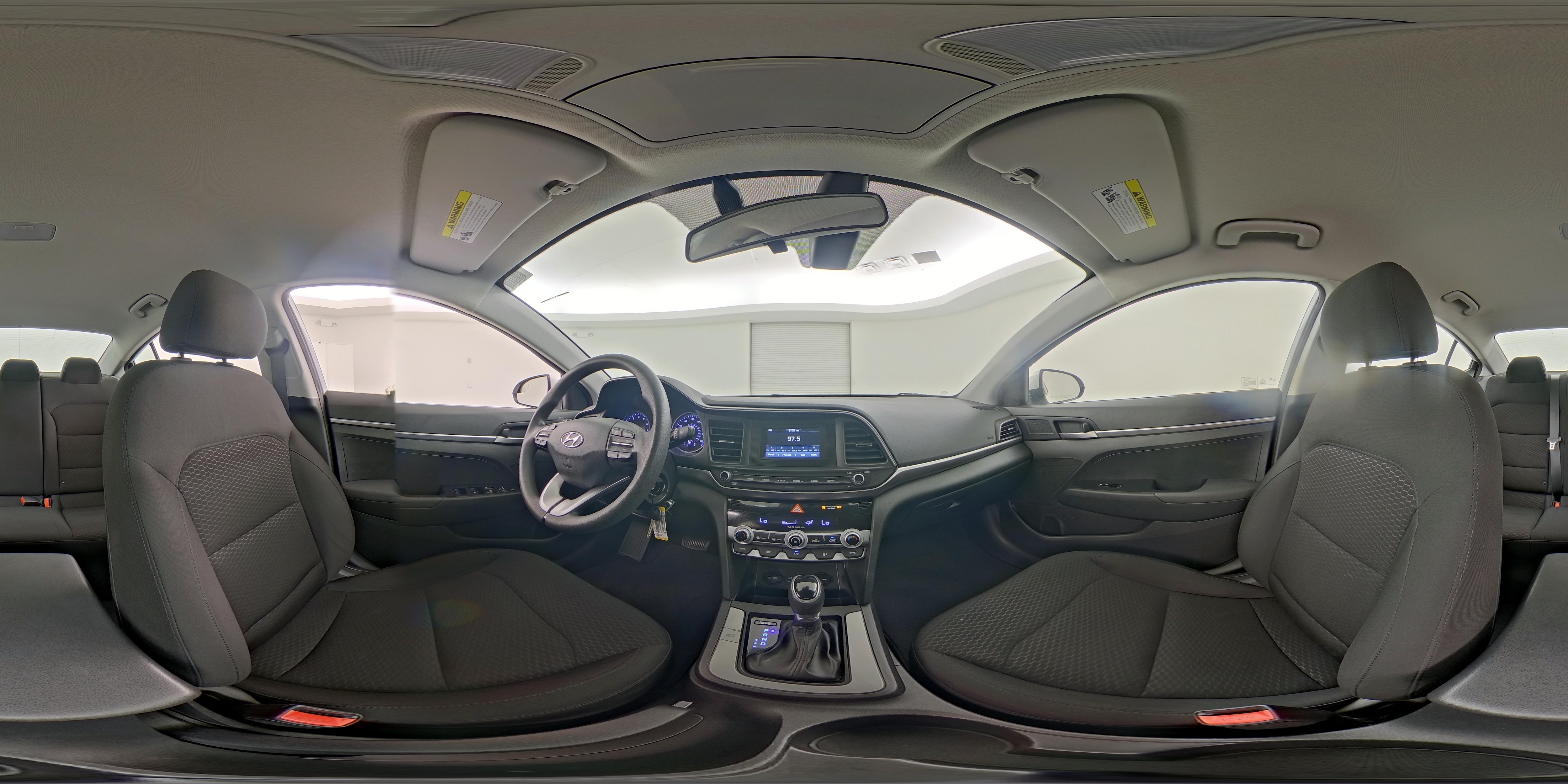 2020 Hyundai Elantra SE - Photo 24