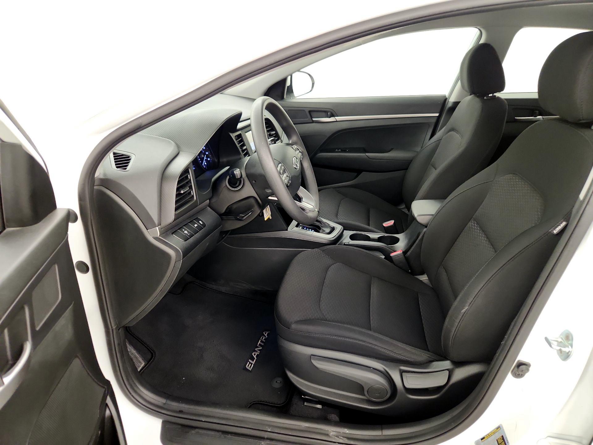 Thumbnail: 2020 Hyundai Elantra - 11