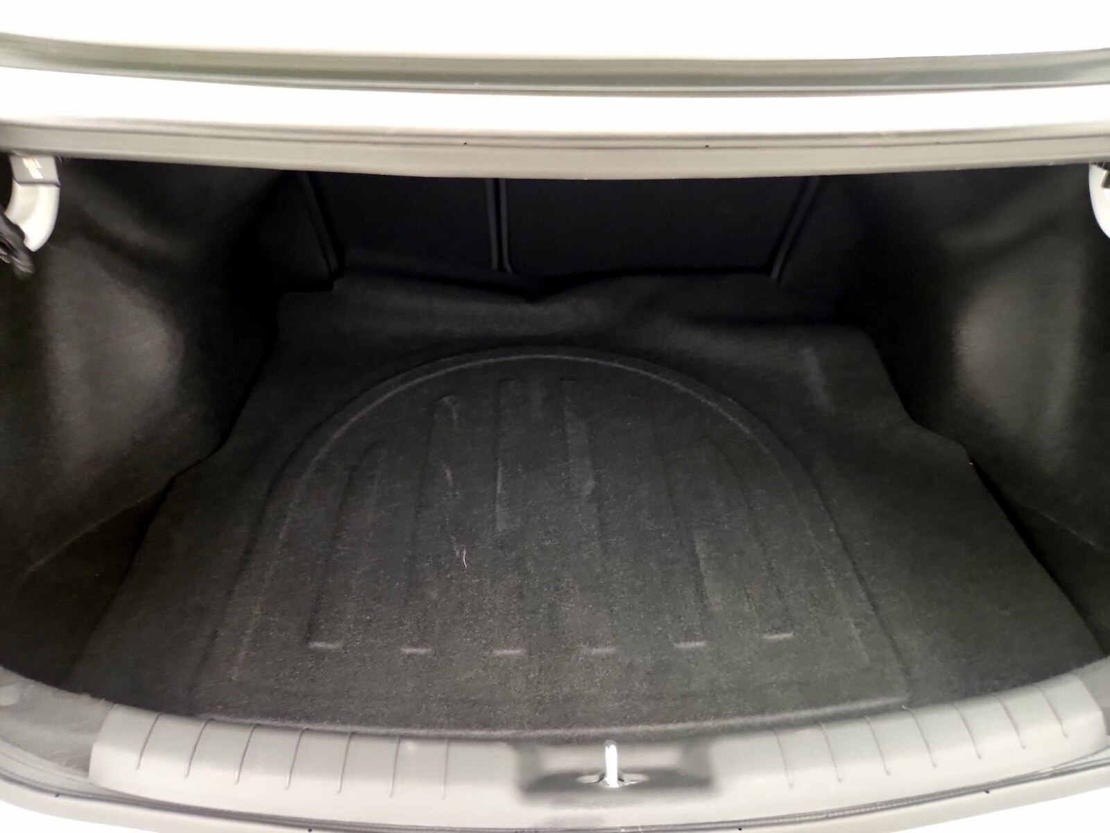 2020 Hyundai Elantra SE - Photo 21