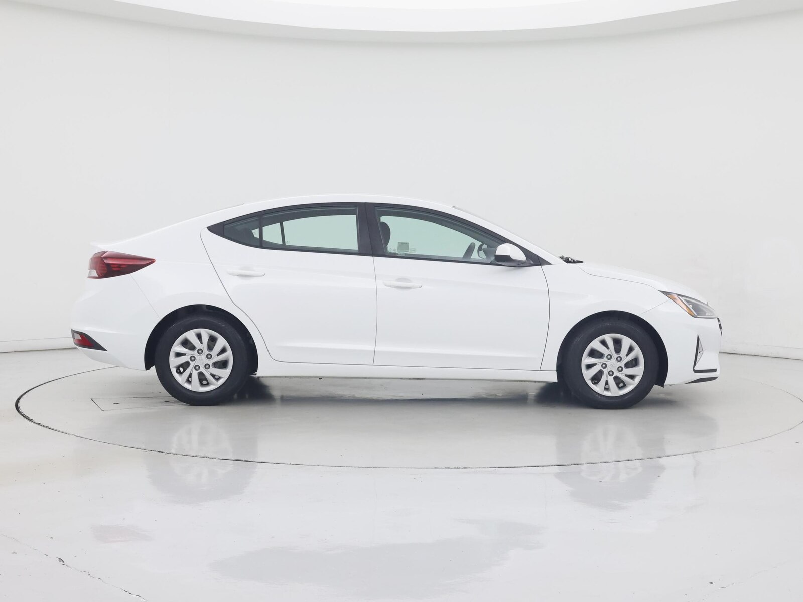 2020 Hyundai Elantra SE - Photo 8