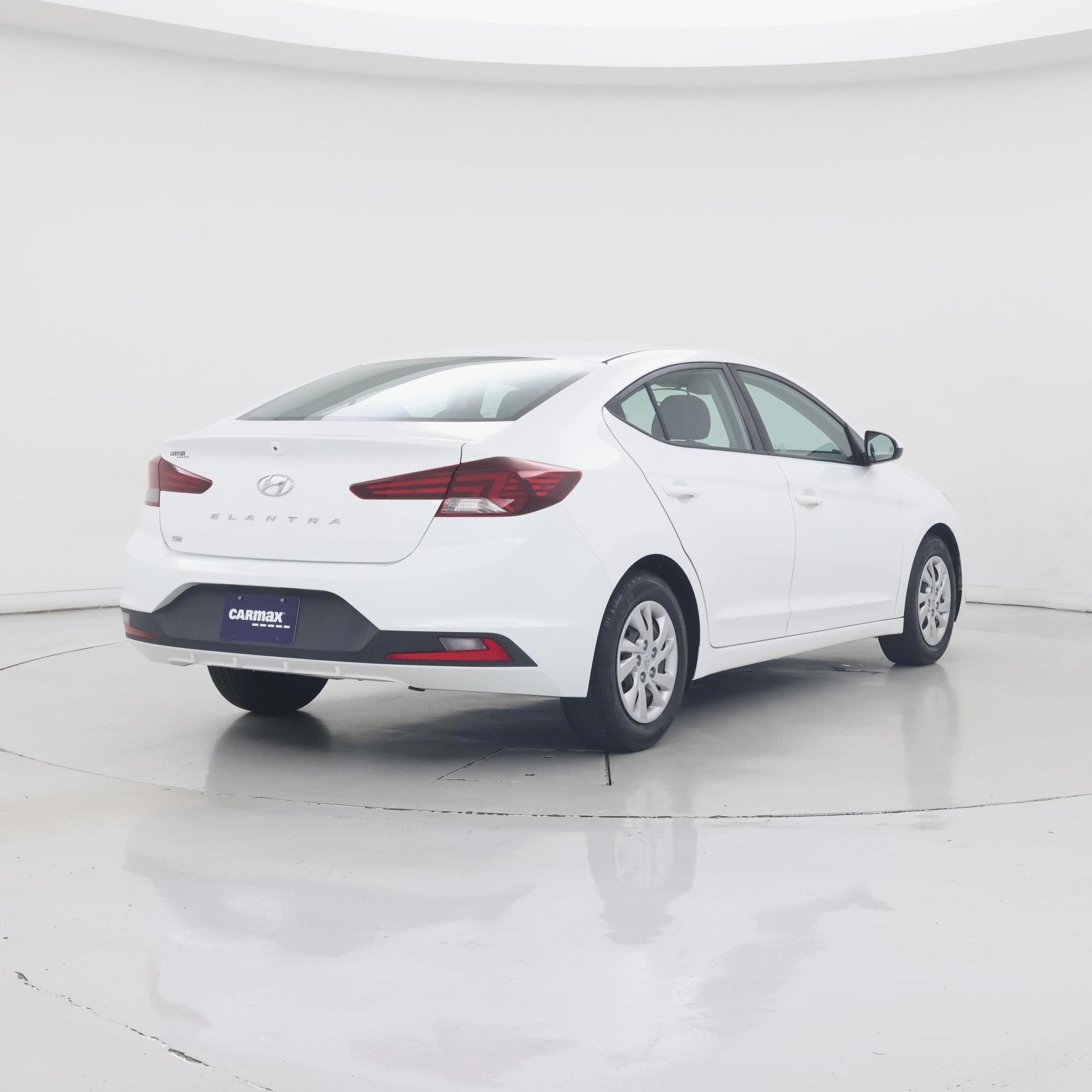 Thumbnail: 2020 Hyundai Elantra - 8