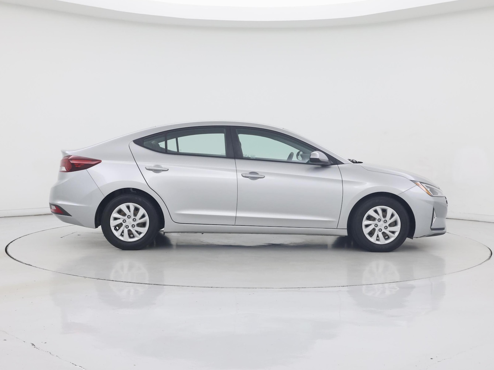 2020 Hyundai Elantra SE - Photo 8