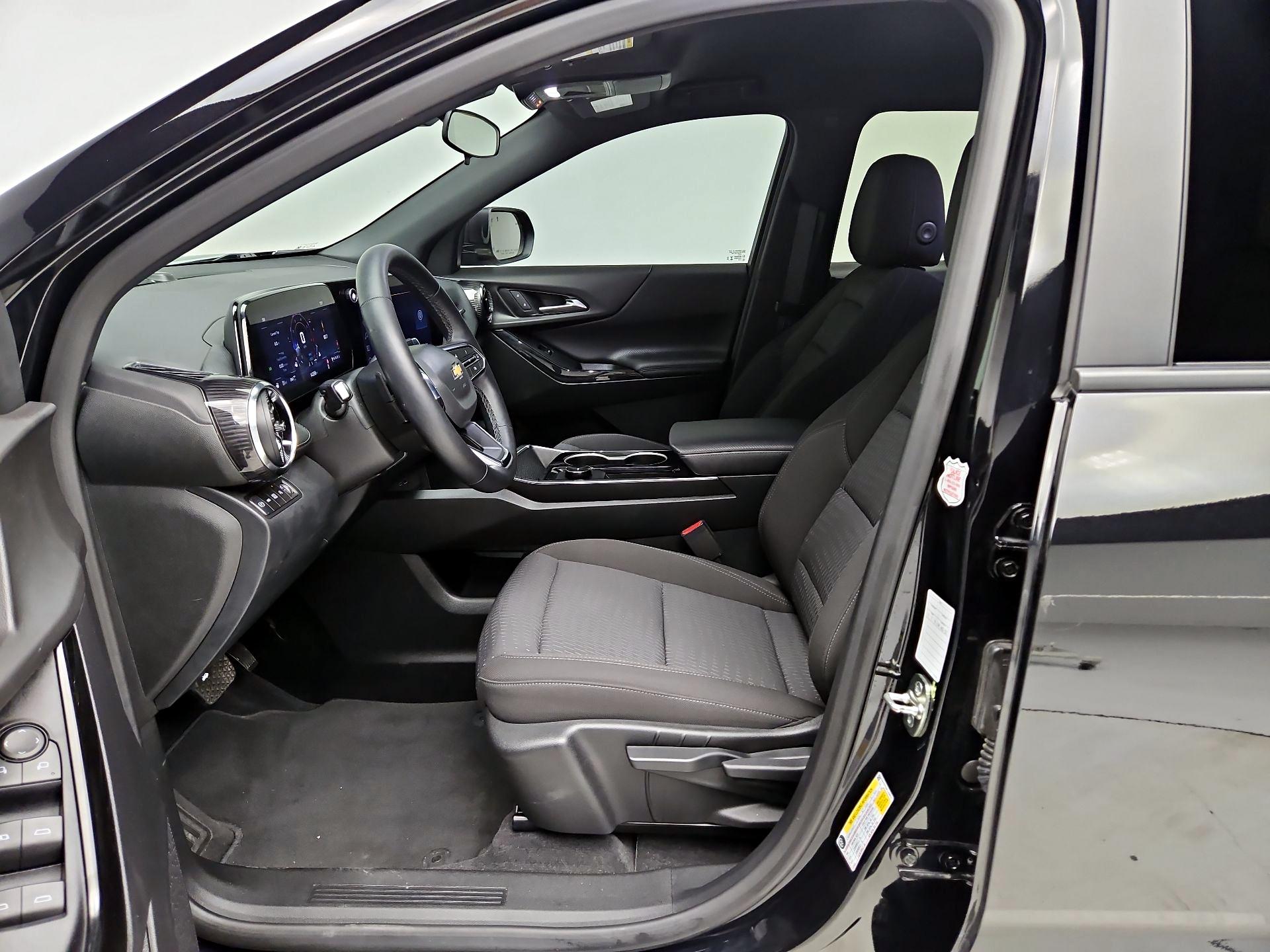 Thumbnail: 2026 Chevrolet Equinox - 11