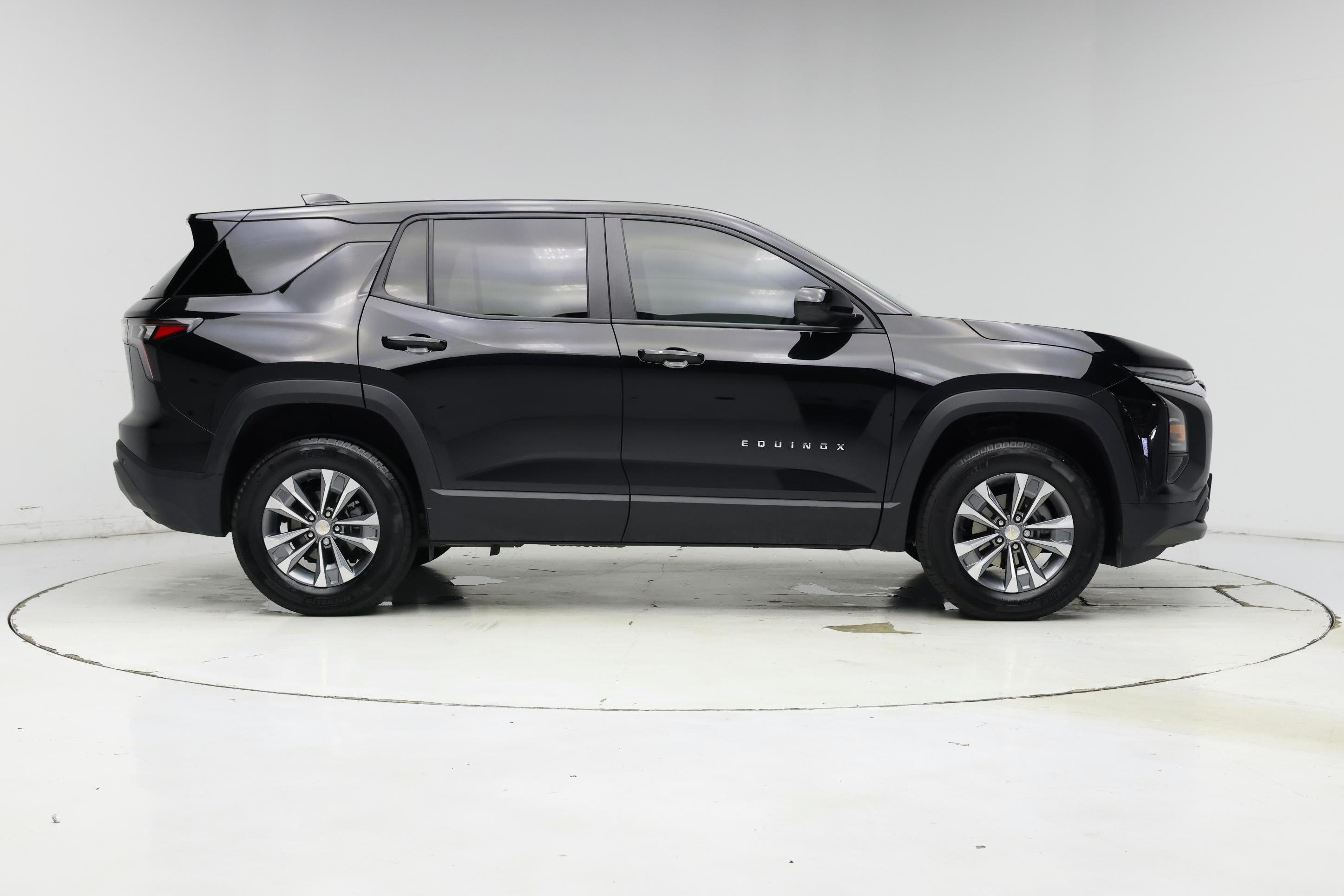 Thumbnail: 2026 Chevrolet Equinox - 7