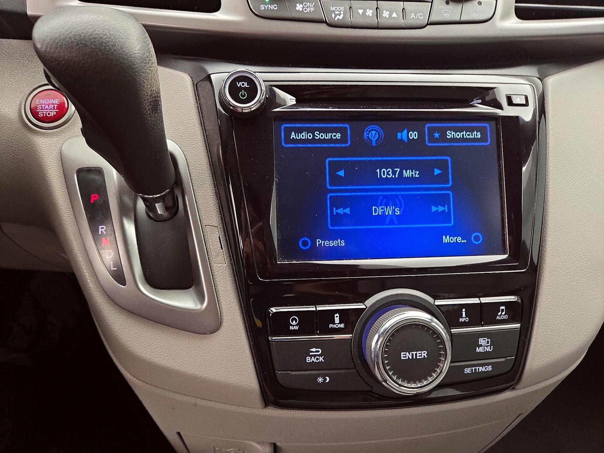 Thumbnail: 2016 Honda Odyssey - 18