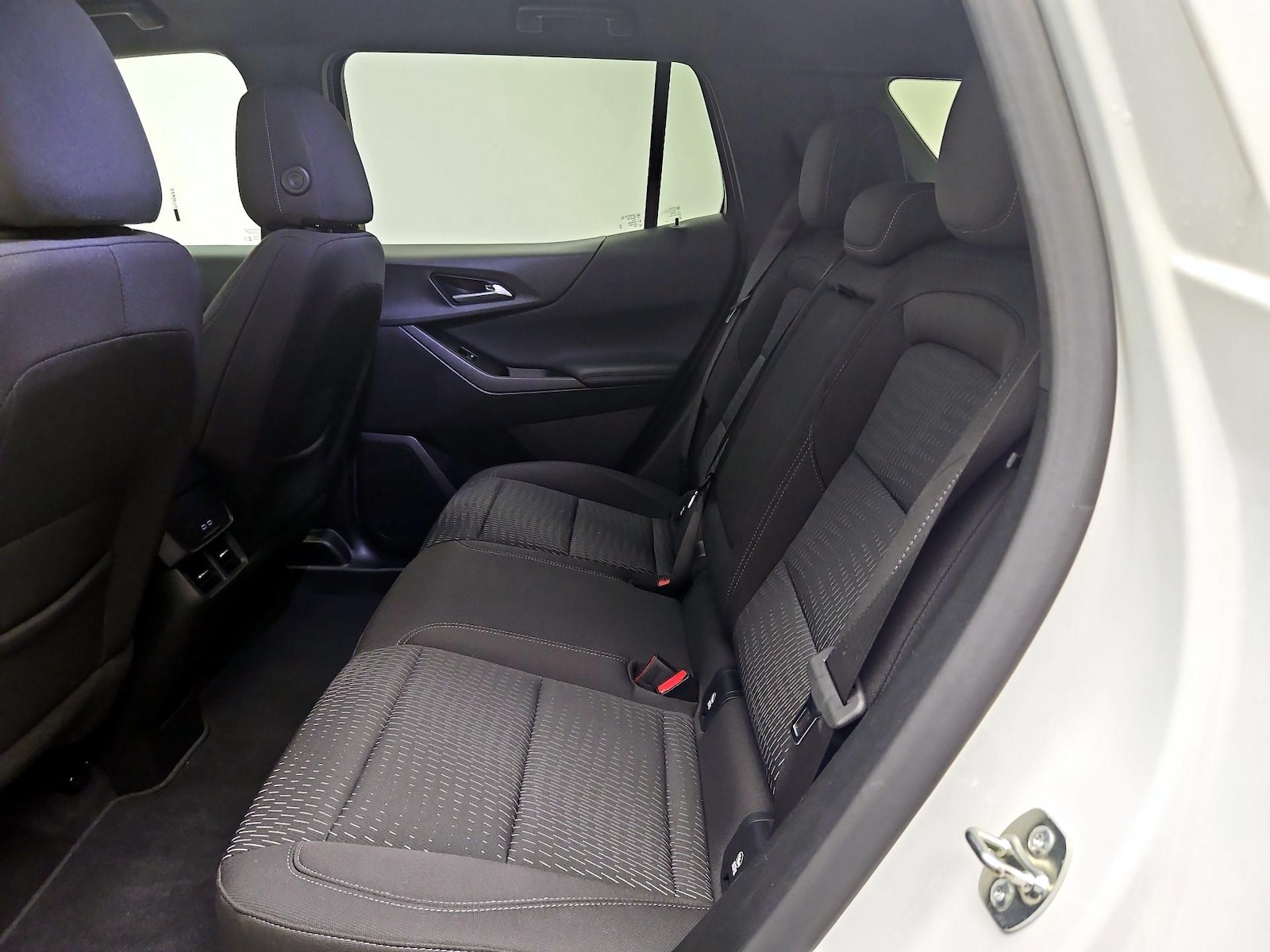 2025 Chevrolet Equinox LT - Photo 20