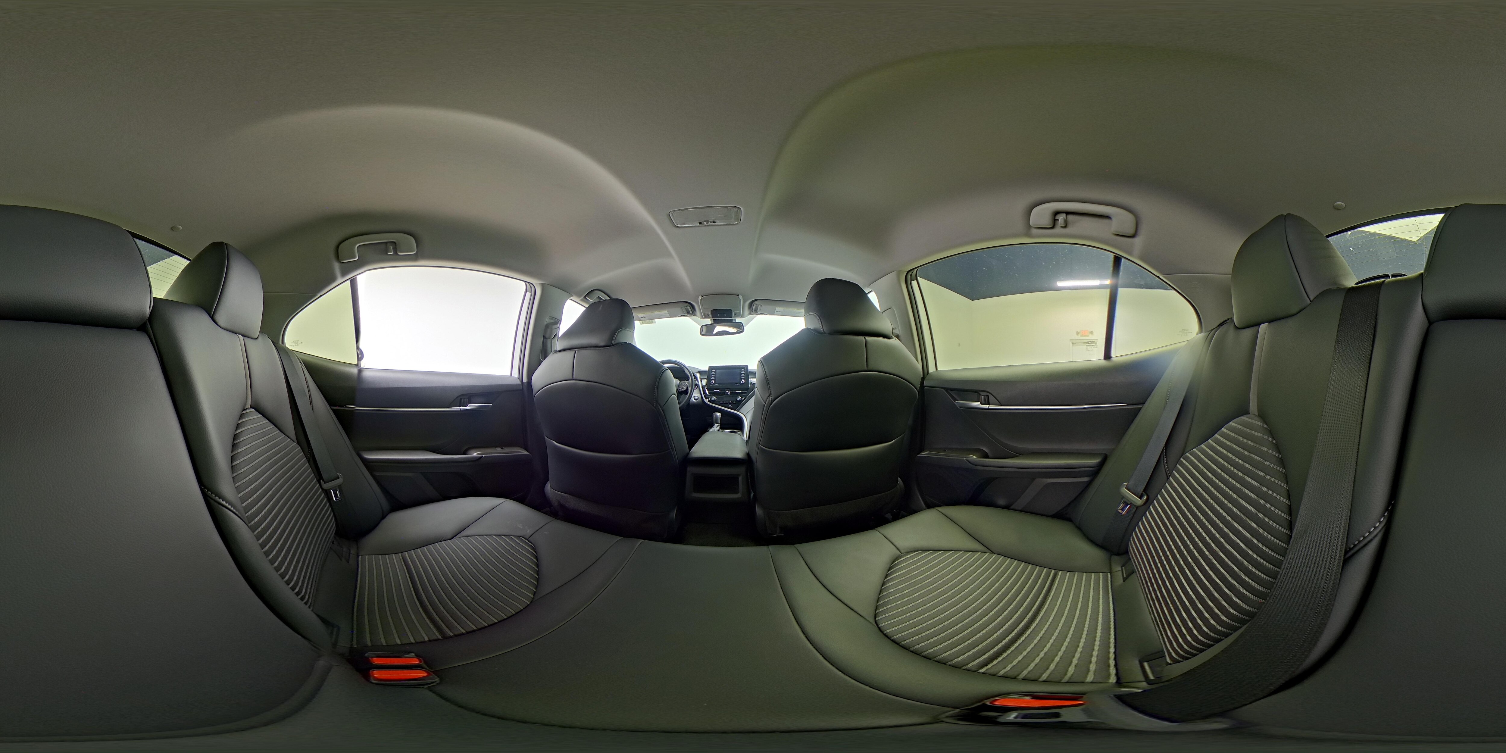 2024 Toyota Camry SE - Photo 25