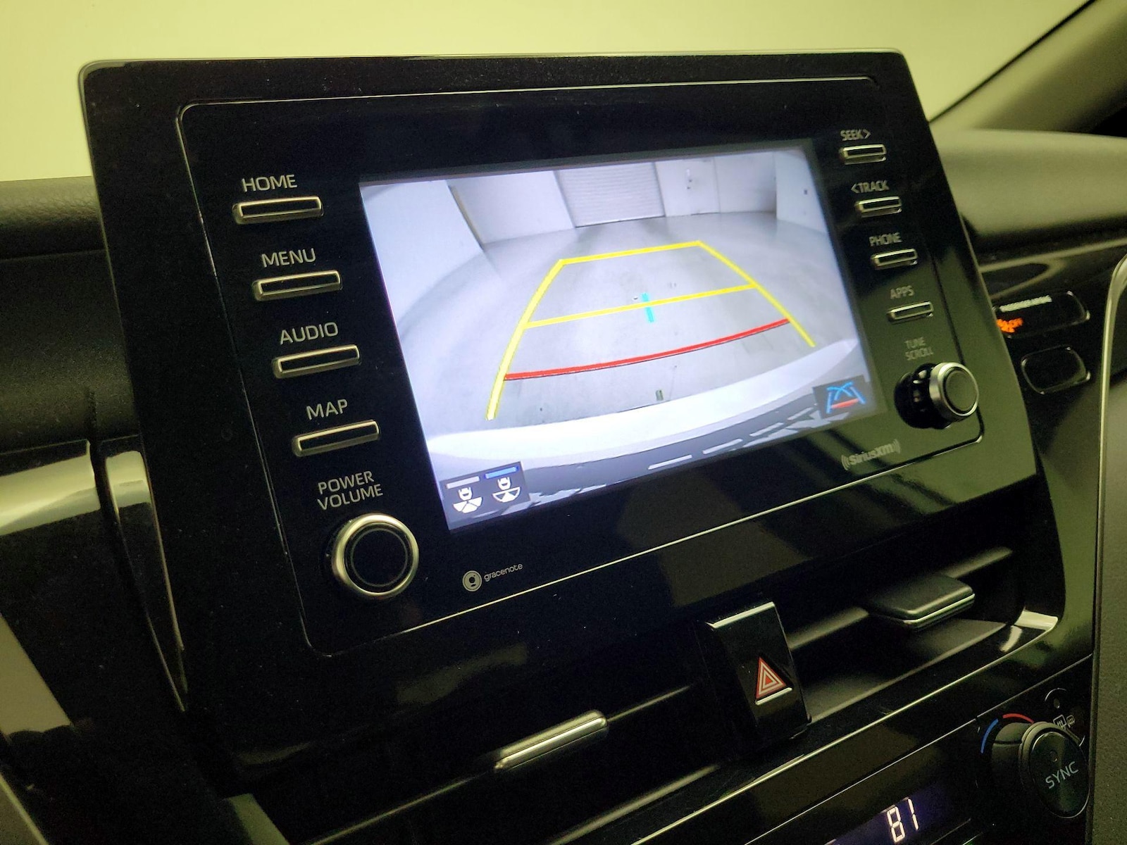 2024 Toyota Camry SE - Photo 15