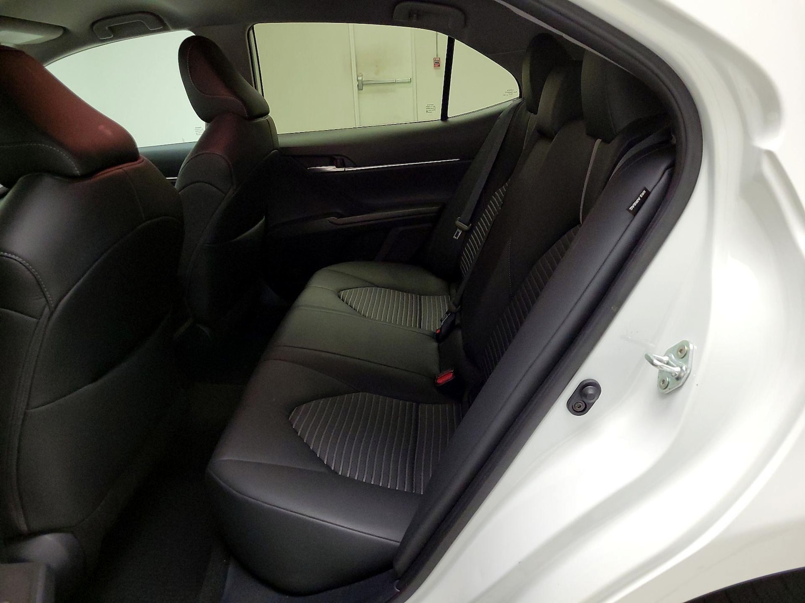 2024 Toyota Camry SE - Photo 20