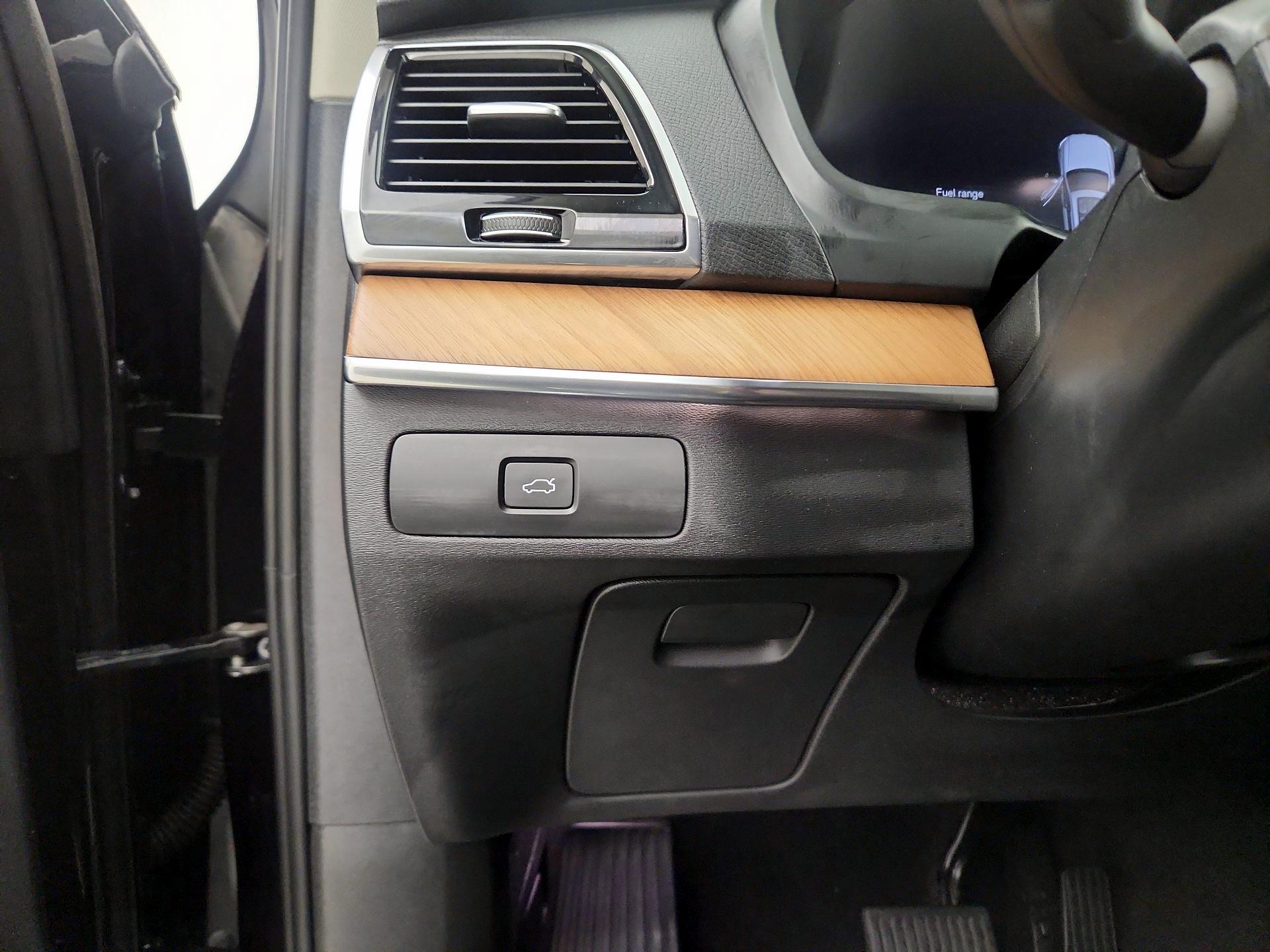 Thumbnail: 2024 Volvo XC90 - 13