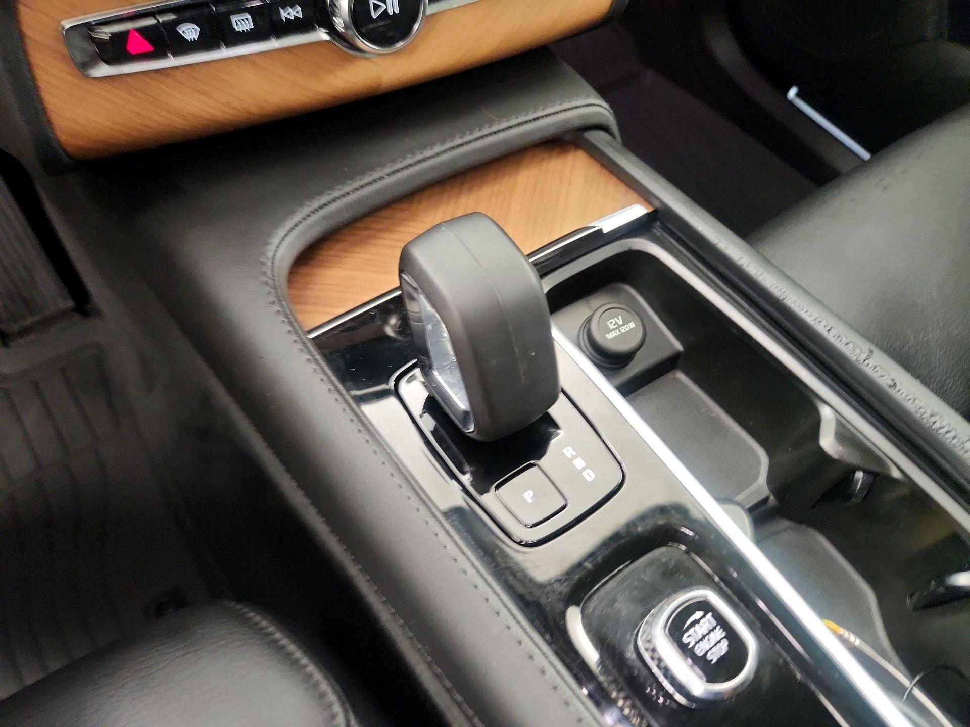 Thumbnail: 2024 Volvo XC90 - 17