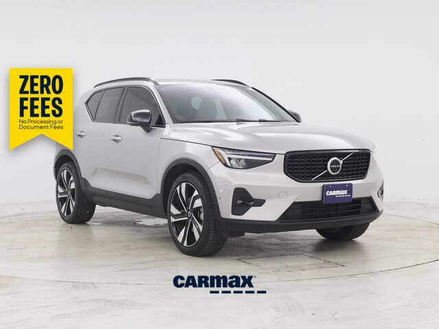 Silver 2023 Volvo XC40 SUV / Crossover All-Wheel Drive Automatic