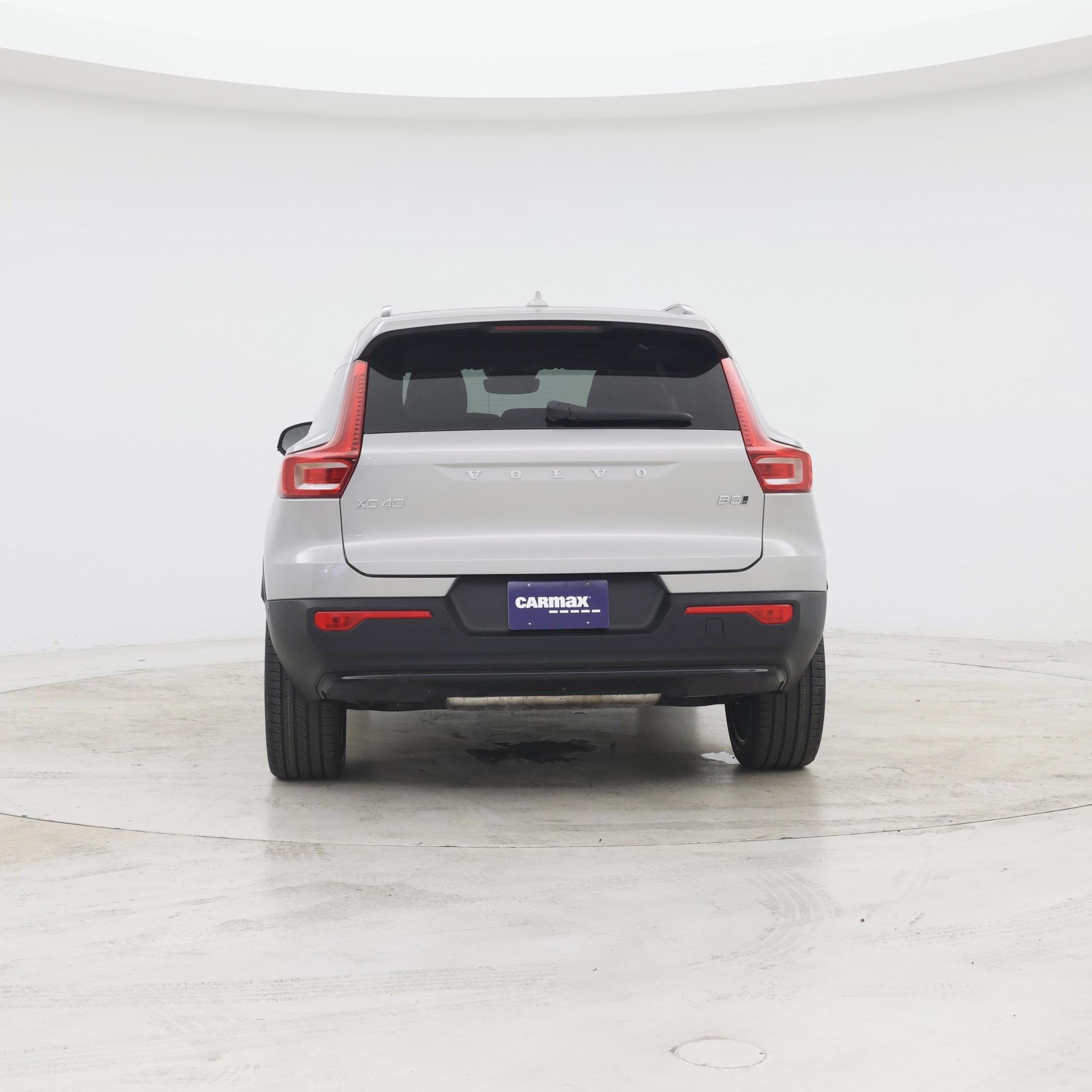 Thumbnail: 2023 Volvo XC40 - 6