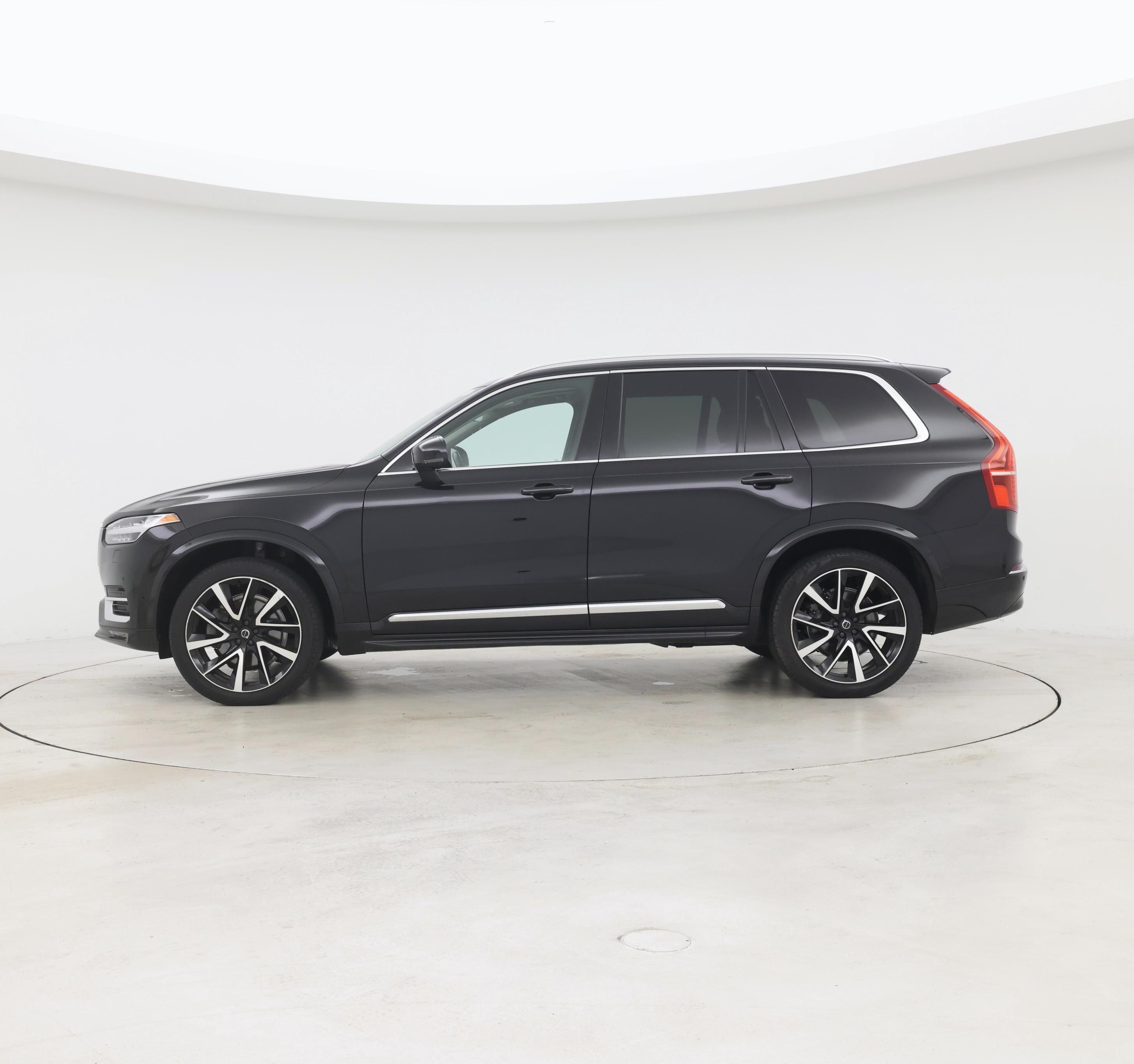 Thumbnail: 2023 Volvo XC90 - 3
