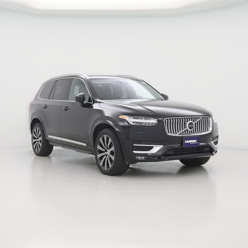 2023 Volvo XC90 B6 Plus