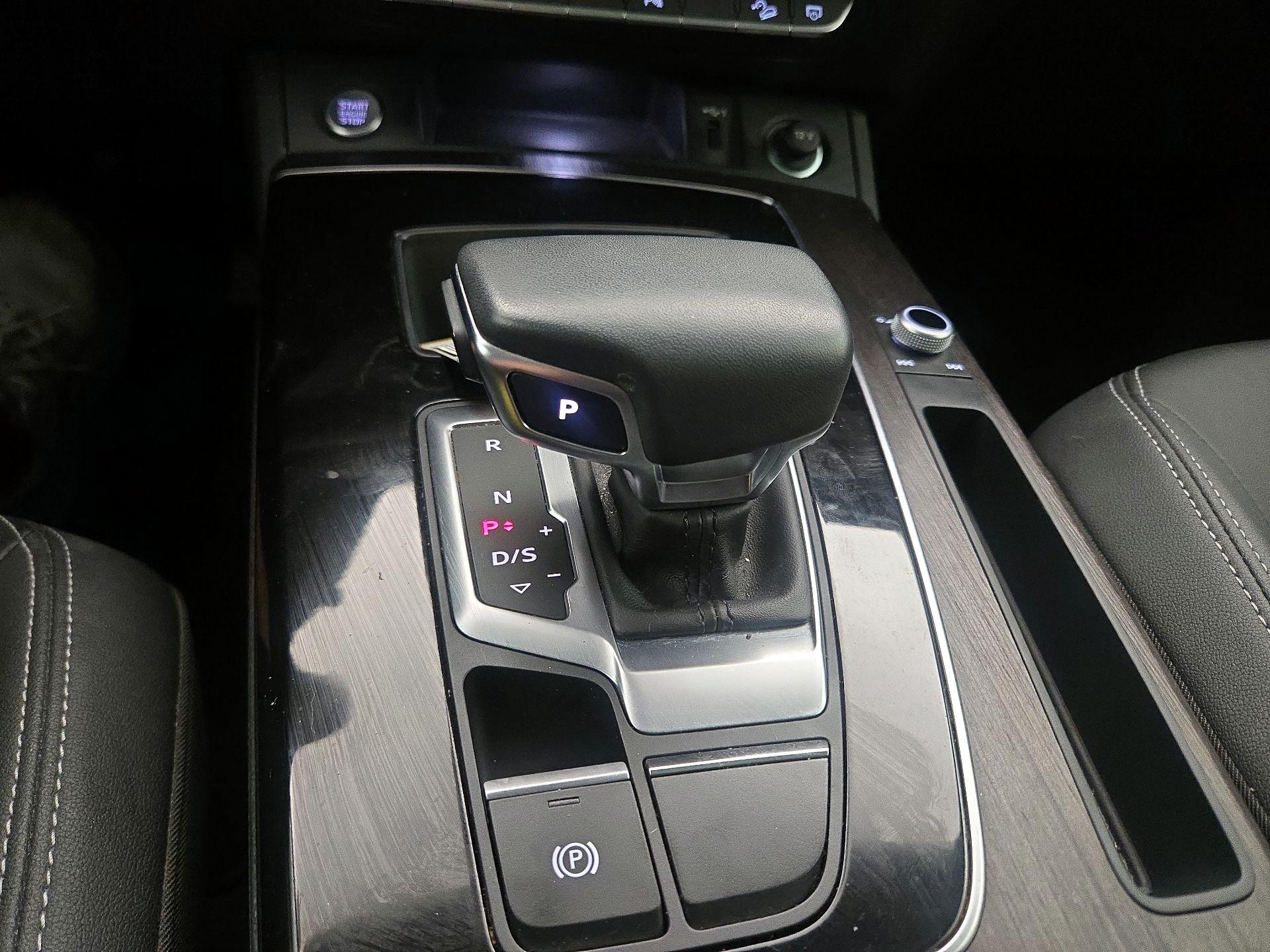 Thumbnail: 2024 Audi Q5 - 17