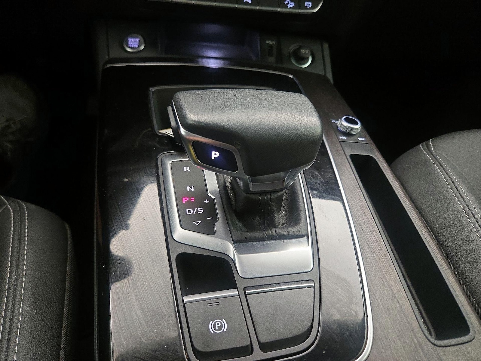 2024 Audi Q5 Premium - Photo 18